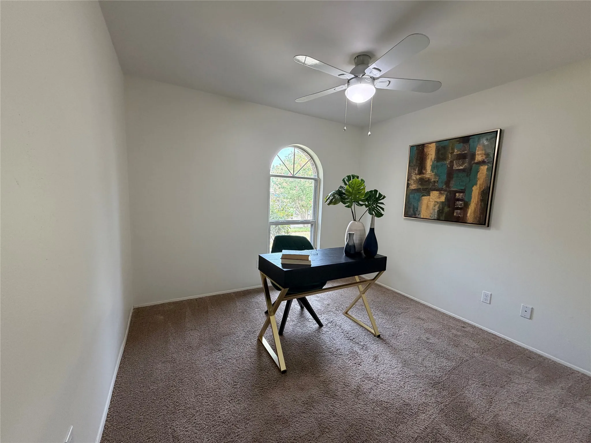 Single Family Residence For Sale in Denton County , 1332 Cherry Hill Lane, Lewisville, Texas 75067, 4 Bedroom, 2 Bathroom, 2 Garage spaces, 1,528 Sqft, built in 1972, mls#21371382, Real Estate Agent in Lewisville, Homes For Sale in Denton county, Homes For Sale in Lewisville, Realtor in Lewisville Texas, Real Estate Brokerage Independent Realty Texas, Luminita Cordes Realtor