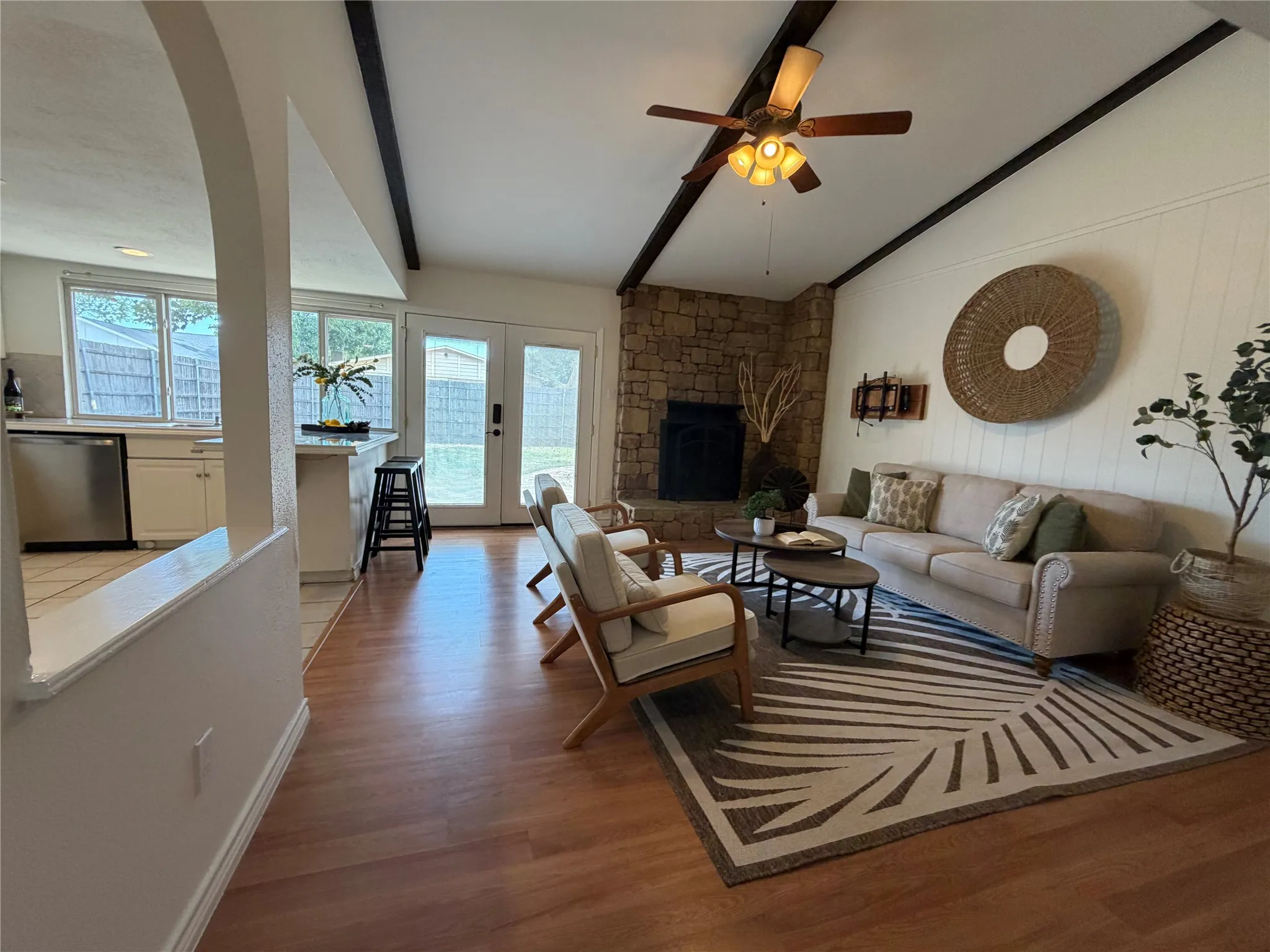 Single Family Residence For Sale in Denton County , 1332 Cherry Hill Lane, Lewisville, Texas 75067, 4 Bedroom, 2 Bathroom, 2 Garage spaces, 1,528 Sqft, built in 1972, mls#21371382, Real Estate Agent in Lewisville, Homes For Sale in Denton county, Homes For Sale in Lewisville, Realtor in Lewisville Texas, Real Estate Brokerage Independent Realty Texas, Luminita Cordes Realtor
