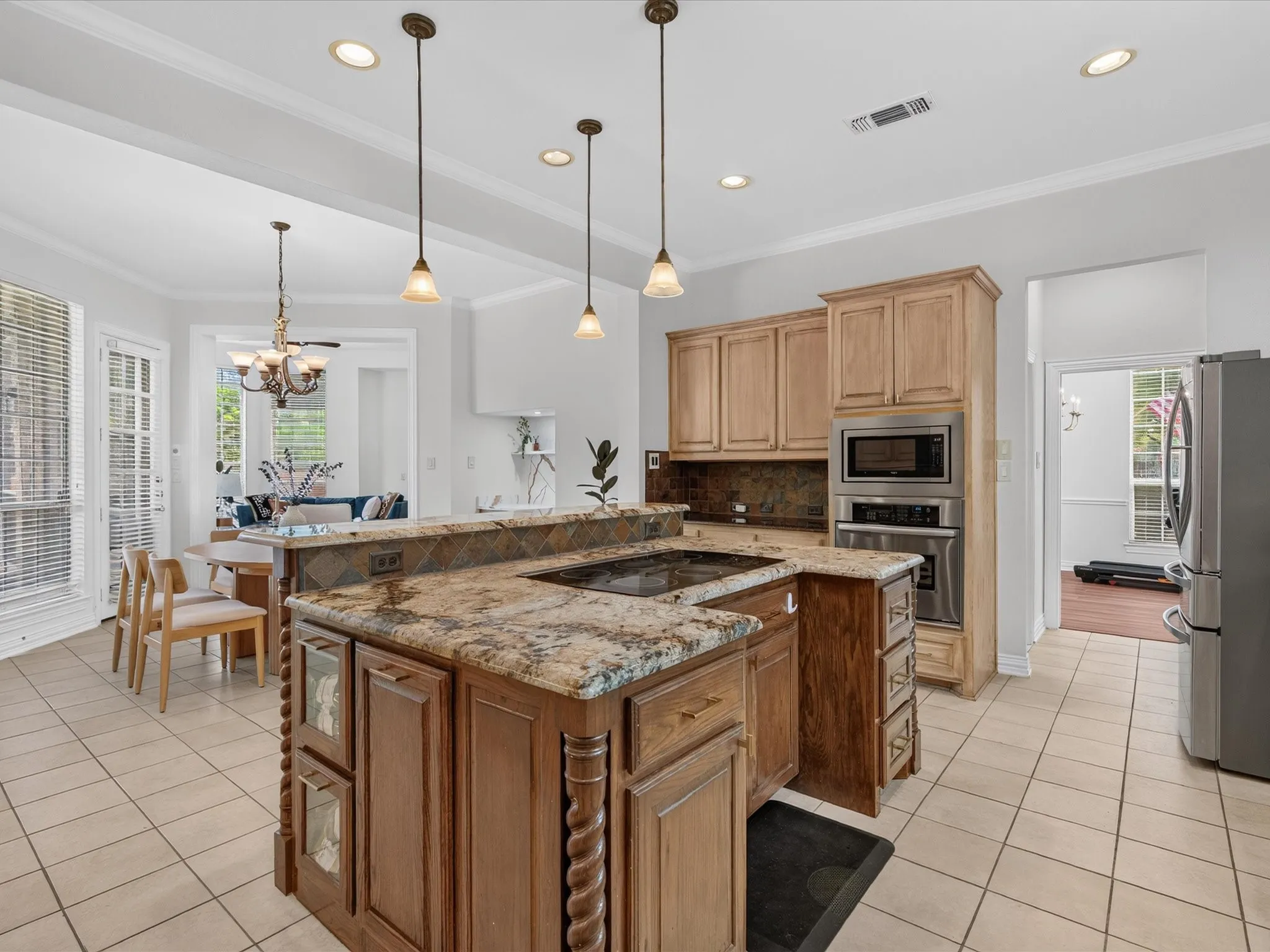 Single Family Residence For Sale in Collin County , 1200 Wills Point Drive, Allen, Texas 75013, 4 Bedroom, 4 Bathroom, 3 Garage spaces, 2,952 Sqft, built in 1997, mls#21370837, Real Estate Agent in Allen, Homes For Sale in Collin county, Homes For Sale in Allen, Realtor in Allen Texas, Real Estate Brokerage Independent Realty Texas, Luminita Cordes Realtor