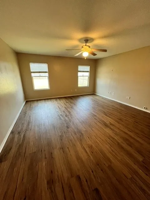Single Family Residence For Rent in Tarrant County , 1060 Mosaic Drive, Fort Worth, Texas 76179, 3 Bedroom, 2 Bathroom, 2 Garage spaces, 1,714 Sqft, built in 2006, mls#21371438, Real Estate Agent in Fort Worth, Homes For Rent in Tarrant county, Homes For Rent in Fort Worth, Realtor in Fort Worth Texas, Real Estate Brokerage Independent Realty Texas, Luminita Cordes Realtor