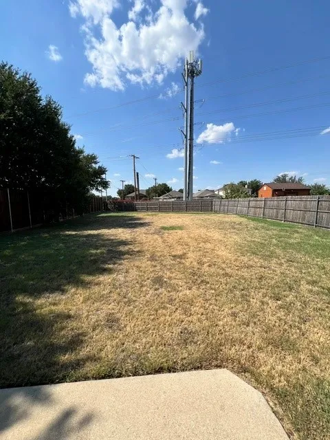 Single Family Residence For Rent in Tarrant County , 1060 Mosaic Drive, Fort Worth, Texas 76179, 3 Bedroom, 2 Bathroom, 2 Garage spaces, 1,714 Sqft, built in 2006, mls#21371438, Real Estate Agent in Fort Worth, Homes For Rent in Tarrant county, Homes For Rent in Fort Worth, Realtor in Fort Worth Texas, Real Estate Brokerage Independent Realty Texas, Luminita Cordes Realtor