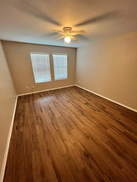 Single Family Residence For Rent in Tarrant County , 1060 Mosaic Drive, Fort Worth, Texas 76179, 3 Bedroom, 2 Bathroom, 2 Garage spaces, 1,714 Sqft, built in 2006, mls#21371438, Real Estate Agent in Fort Worth, Homes For Rent in Tarrant county, Homes For Rent in Fort Worth, Realtor in Fort Worth Texas, Real Estate Brokerage Independent Realty Texas, Luminita Cordes Realtor