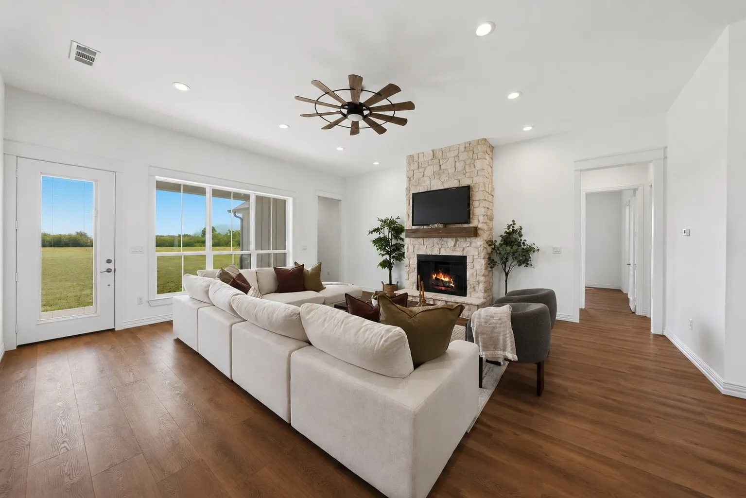 Single Family Residence For Sale in Denton County , 13929 Jackson Road, Krum, Texas 76249, 4 Bedroom, 3 Bathroom, 3 Garage spaces, 3,488 Sqft, built in 2026, mls#21363111, Real Estate Agent in Krum, Homes For Sale in Denton county, Homes For Sale in Krum, Realtor in Krum Texas, Real Estate Brokerage Independent Realty Texas, Luminita Cordes Realtor