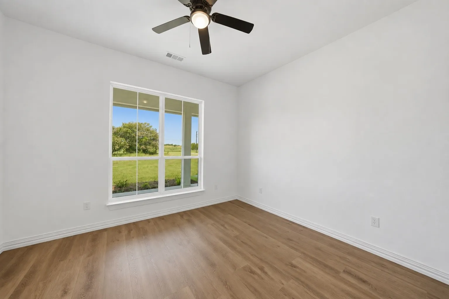 Single Family Residence For Sale in Denton County , 13929 Jackson Road, Krum, Texas 76249, 4 Bedroom, 3 Bathroom, 3 Garage spaces, 3,488 Sqft, built in 2026, mls#21363111, Real Estate Agent in Krum, Homes For Sale in Denton county, Homes For Sale in Krum, Realtor in Krum Texas, Real Estate Brokerage Independent Realty Texas, Luminita Cordes Realtor