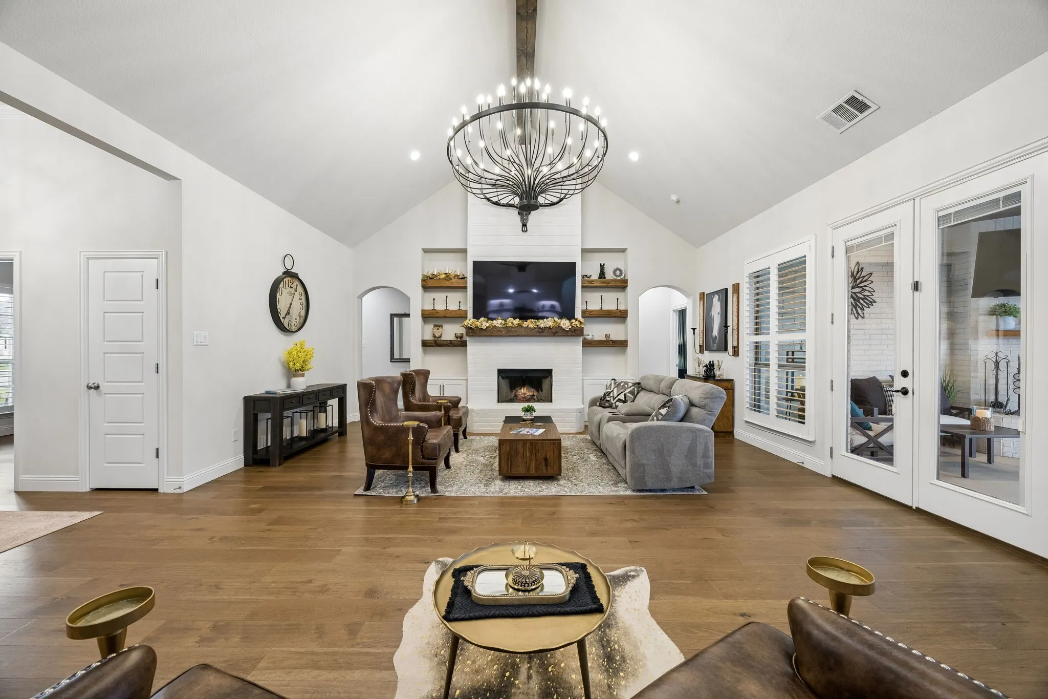 Single Family Residence For Sale in Denton County , 14816 Gentle Dove Street, Justin, Texas 76247, 4 Bedroom, 3 Bathroom, 3 Garage spaces, 2,418 Sqft, built in 2020, mls#21370357, Real Estate Agent in Justin, Homes For Sale in Denton county, Homes For Sale in Justin, Realtor in Justin Texas, Real Estate Brokerage Independent Realty Texas, Luminita Cordes Realtor