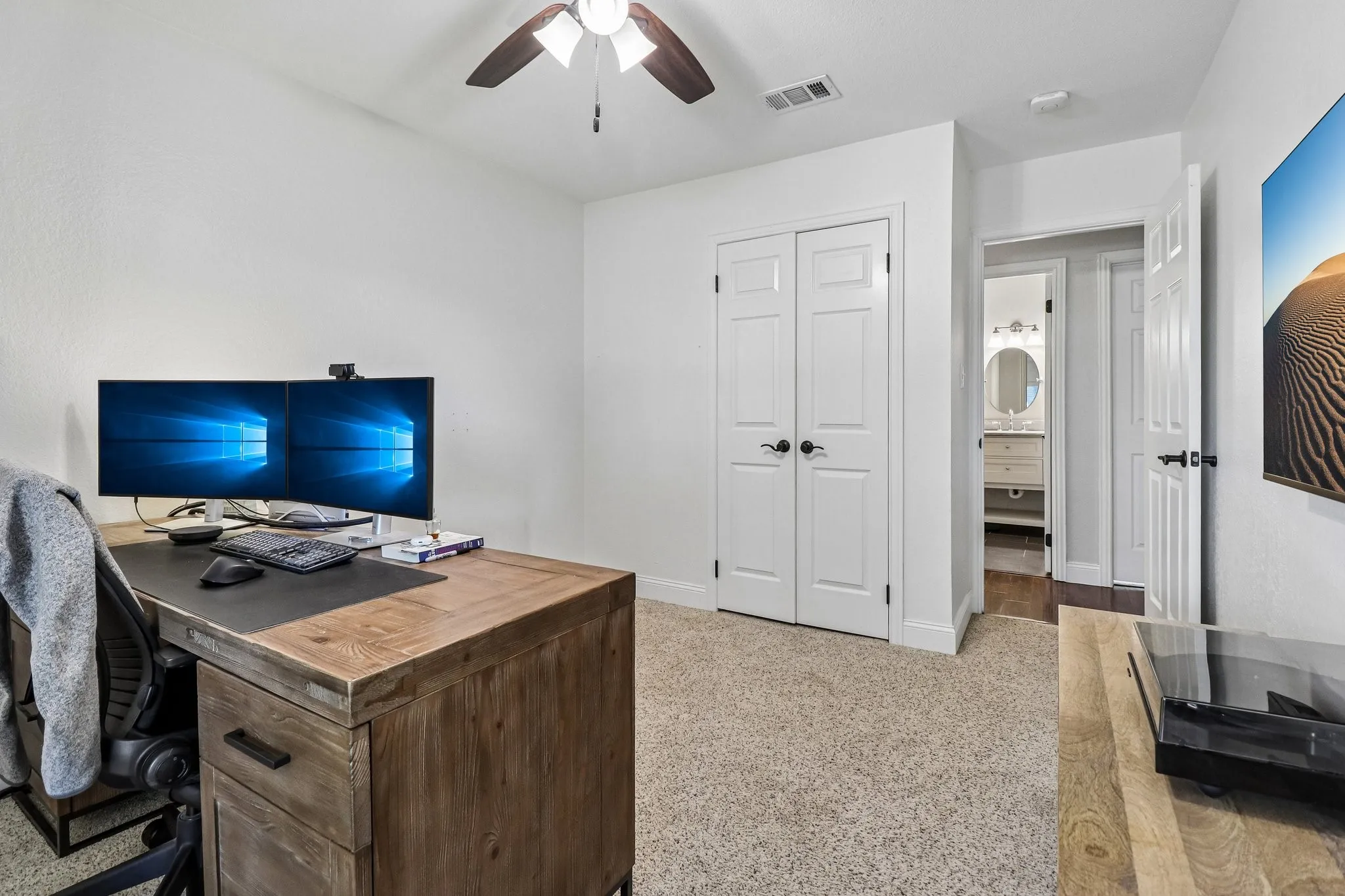 Single Family Residence For Sale in Dallas County , 306 Ashley Drive, Coppell, Texas 75019, 3 Bedroom, 2 Bathroom, 2 Garage spaces, 2,016 Sqft, built in 1986, mls#21367499, Real Estate Agent in Coppell, Homes For Sale in Dallas county, Homes For Sale in Coppell, Realtor in Coppell Texas, Real Estate Brokerage Independent Realty Texas, Luminita Cordes Realtor