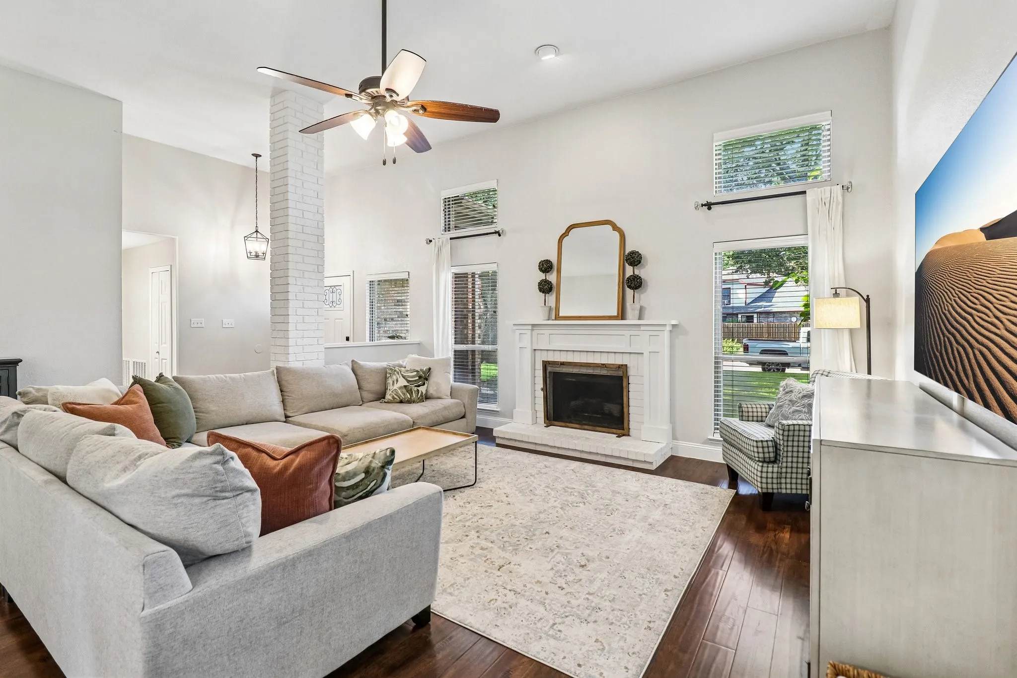 Single Family Residence For Sale in Dallas County , 306 Ashley Drive, Coppell, Texas 75019, 3 Bedroom, 2 Bathroom, 2 Garage spaces, 2,016 Sqft, built in 1986, mls#21367499, Real Estate Agent in Coppell, Homes For Sale in Dallas county, Homes For Sale in Coppell, Realtor in Coppell Texas, Real Estate Brokerage Independent Realty Texas, Luminita Cordes Realtor