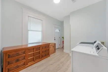 Single Family Residence For Sale in Dallas County , 4020 Colonial Avenue, Dallas, Texas 75215, 3 Bedroom, 2 Bathroom, Garage spaces, 1,689 Sqft, built in 1922, mls#21371443, Real Estate Agent in Dallas, Homes For Sale in Dallas county, Homes For Sale in Dallas, Realtor in Dallas Texas, Real Estate Brokerage Independent Realty Texas, Luminita Cordes Realtor