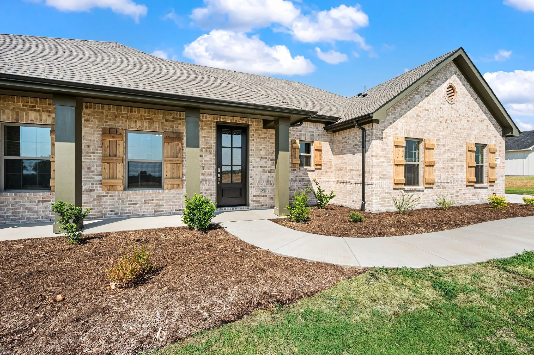 Single Family Residence For Sale in Parker County , 1013 Gatlin Court, Springtown, Texas 76082, 3 Bedroom, 2 Bathroom, 2 Garage spaces, 1,856 Sqft, built in 2026, mls#21371447, Real Estate Agent in Springtown, Homes For Sale in Parker county, Homes For Sale in Springtown, Realtor in Springtown Texas, Real Estate Brokerage Independent Realty Texas, Luminita Cordes Realtor