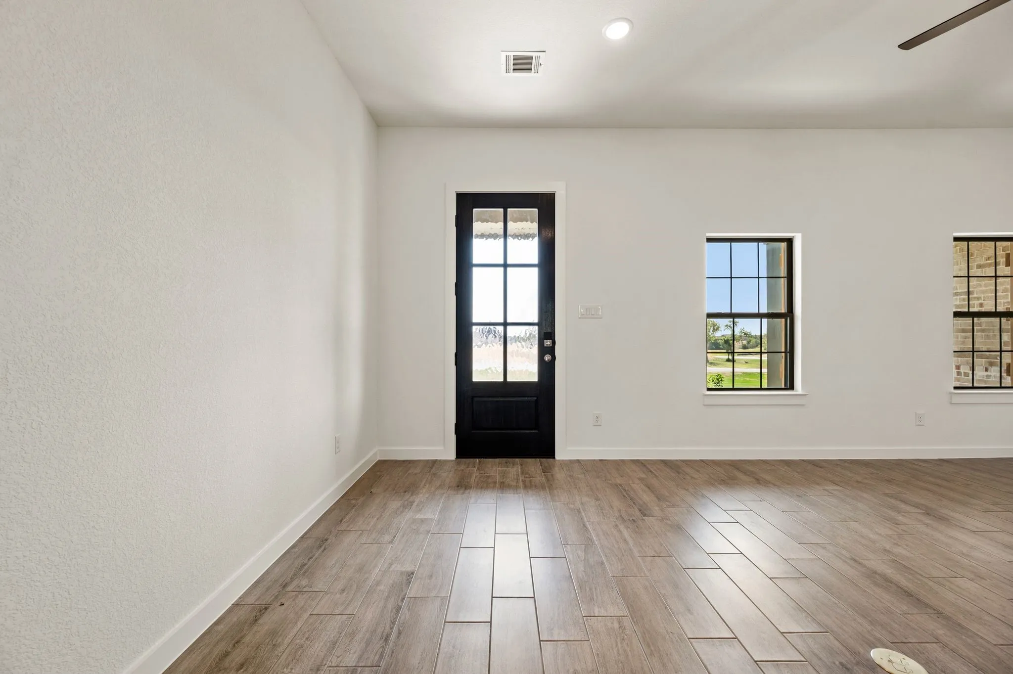 Single Family Residence For Sale in Parker County , 1013 Gatlin Court, Springtown, Texas 76082, 3 Bedroom, 2 Bathroom, 2 Garage spaces, 1,856 Sqft, built in 2026, mls#21371447, Real Estate Agent in Springtown, Homes For Sale in Parker county, Homes For Sale in Springtown, Realtor in Springtown Texas, Real Estate Brokerage Independent Realty Texas, Luminita Cordes Realtor