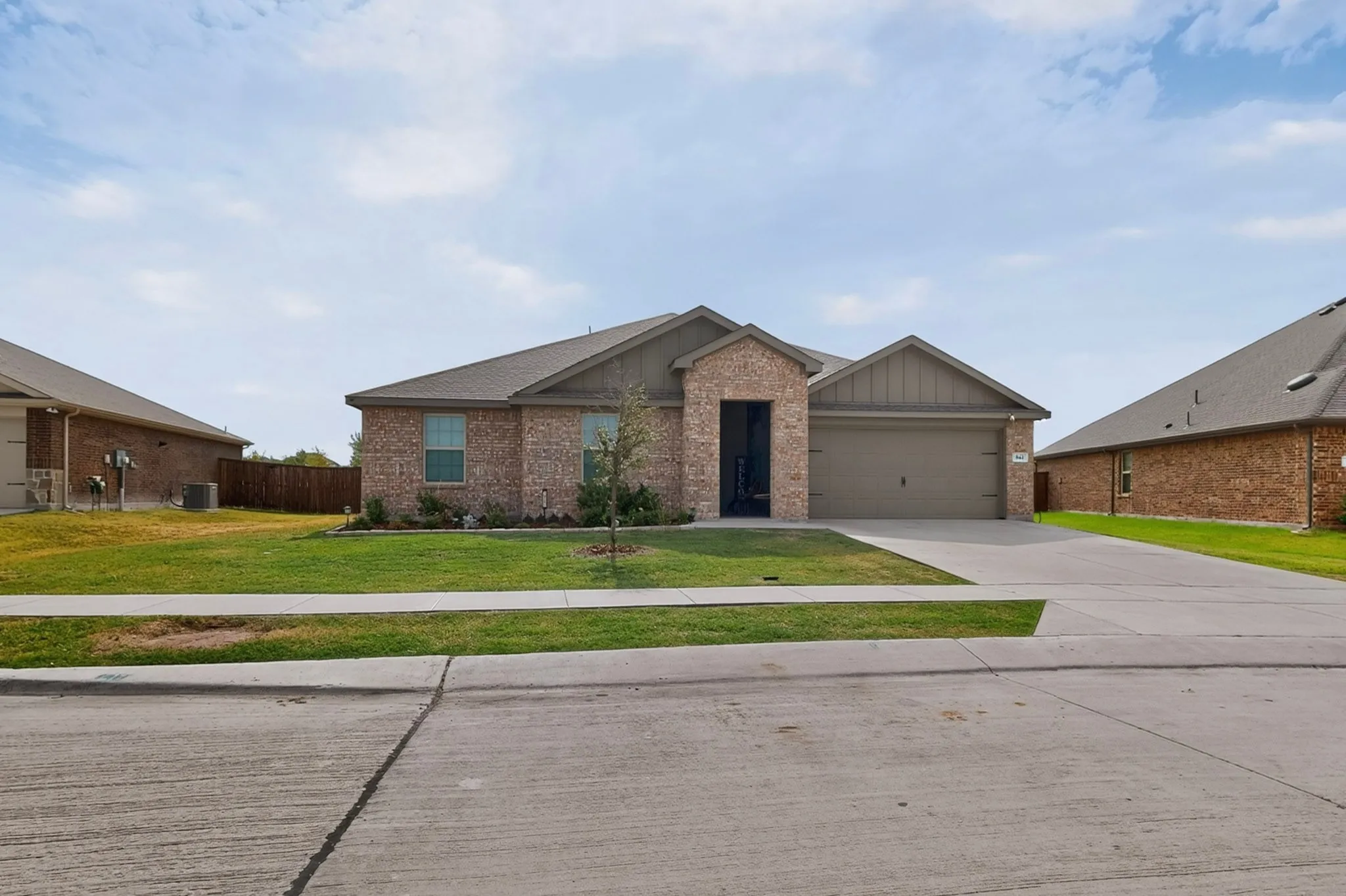 Single Family Residence For Sale in Rockwall County , 311 Colony Way, Fate, Texas 75189, 4 Bedroom, 2 Bathroom, 2 Garage spaces, 2,367 Sqft, built in 2023, mls#21369987, Real Estate Agent in Fate, Homes For Sale in Rockwall county, Homes For Sale in Fate, Realtor in Fate Texas, Real Estate Brokerage Independent Realty Texas, Luminita Cordes Realtor