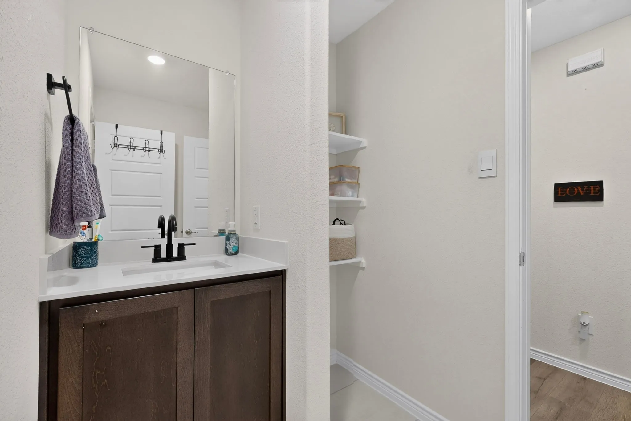 Single Family Residence For Sale in Rockwall County , 311 Colony Way, Fate, Texas 75189, 4 Bedroom, 2 Bathroom, 2 Garage spaces, 2,367 Sqft, built in 2023, mls#21369987, Real Estate Agent in Fate, Homes For Sale in Rockwall county, Homes For Sale in Fate, Realtor in Fate Texas, Real Estate Brokerage Independent Realty Texas, Luminita Cordes Realtor
