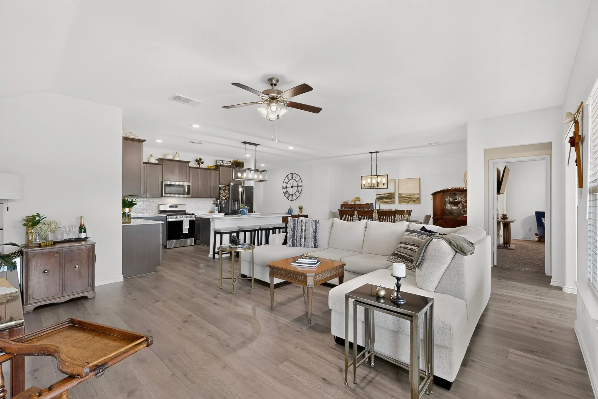 Single Family Residence For Sale in Rockwall County , 311 Colony Way, Fate, Texas 75189, 4 Bedroom, 2 Bathroom, 2 Garage spaces, 2,367 Sqft, built in 2023, mls#21369987, Real Estate Agent in Fate, Homes For Sale in Rockwall county, Homes For Sale in Fate, Realtor in Fate Texas, Real Estate Brokerage Independent Realty Texas, Luminita Cordes Realtor