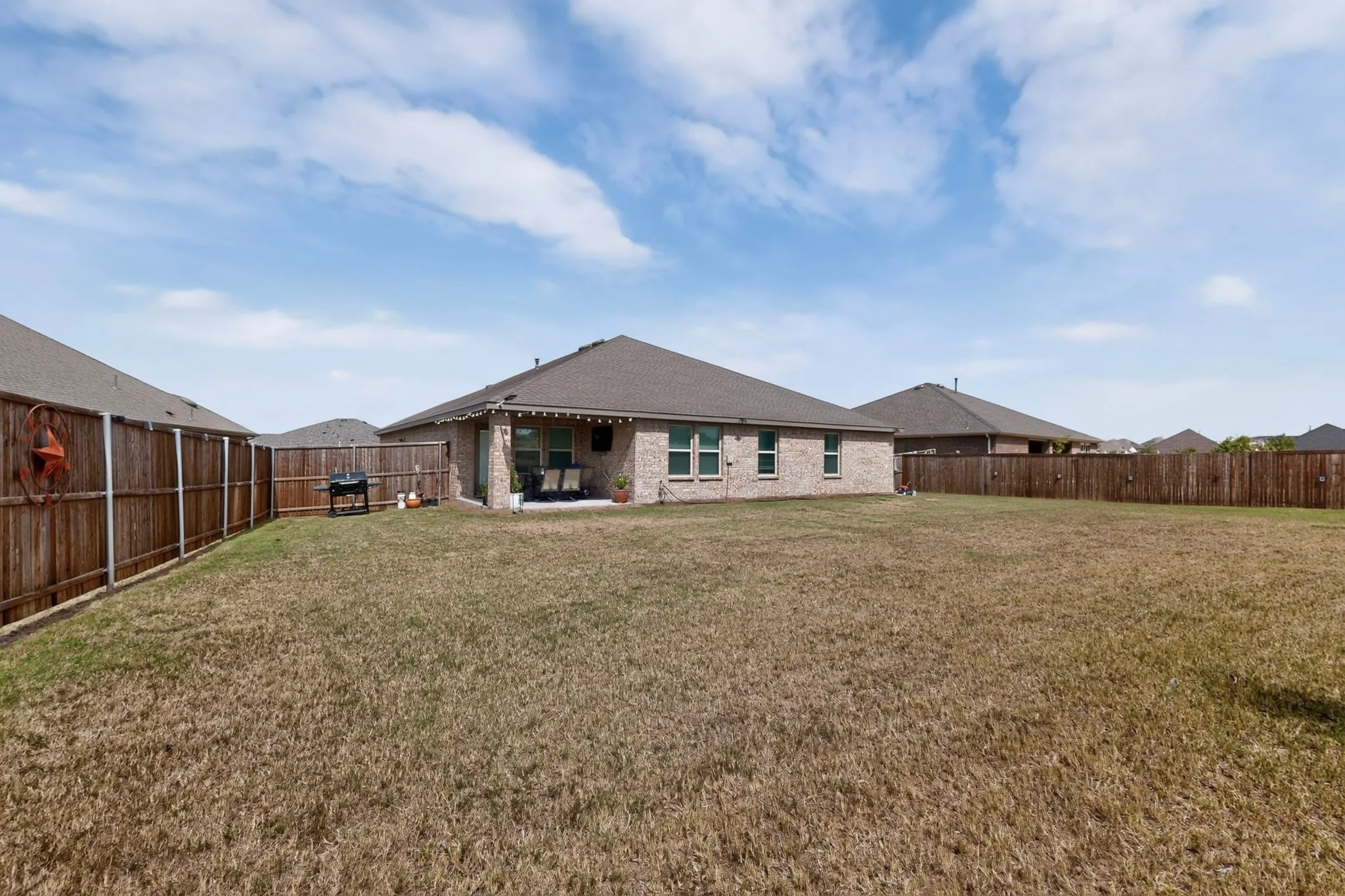 Single Family Residence For Sale in Rockwall County , 311 Colony Way, Fate, Texas 75189, 4 Bedroom, 2 Bathroom, 2 Garage spaces, 2,367 Sqft, built in 2023, mls#21369987, Real Estate Agent in Fate, Homes For Sale in Rockwall county, Homes For Sale in Fate, Realtor in Fate Texas, Real Estate Brokerage Independent Realty Texas, Luminita Cordes Realtor