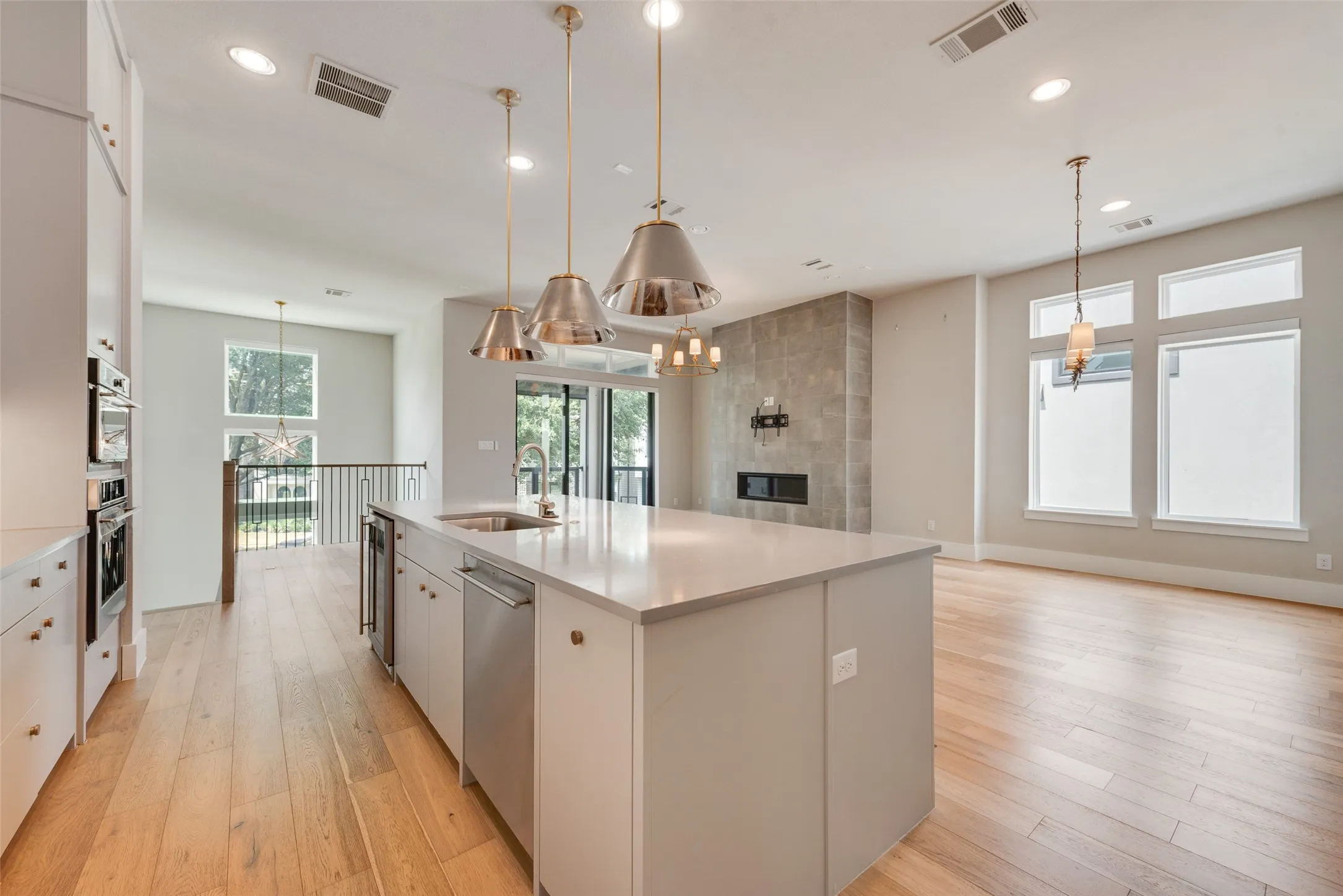 Single Family Residence For Rent in Collin County , 6120 Preserve Drive, Plano, Texas 75024, 3 Bedroom, 3 Bathroom, 2 Garage spaces, 2,133 Sqft, built in 2019, mls#21369132, Real Estate Agent in Plano, Homes For Rent in Collin county, Homes For Rent in Plano, Realtor in Plano Texas, Real Estate Brokerage Independent Realty Texas, Luminita Cordes Realtor