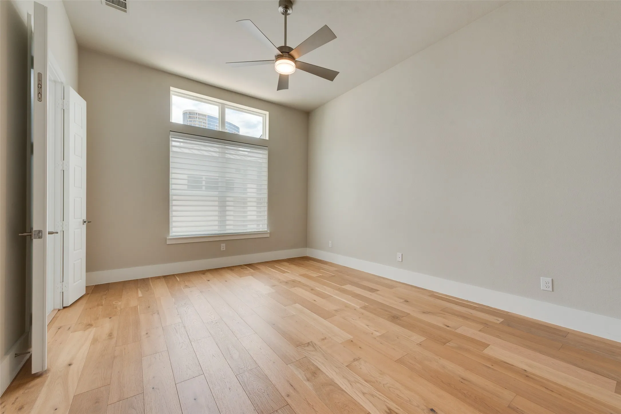 Single Family Residence For Rent in Collin County , 6120 Preserve Drive, Plano, Texas 75024, 3 Bedroom, 3 Bathroom, 2 Garage spaces, 2,133 Sqft, built in 2019, mls#21369132, Real Estate Agent in Plano, Homes For Rent in Collin county, Homes For Rent in Plano, Realtor in Plano Texas, Real Estate Brokerage Independent Realty Texas, Luminita Cordes Realtor