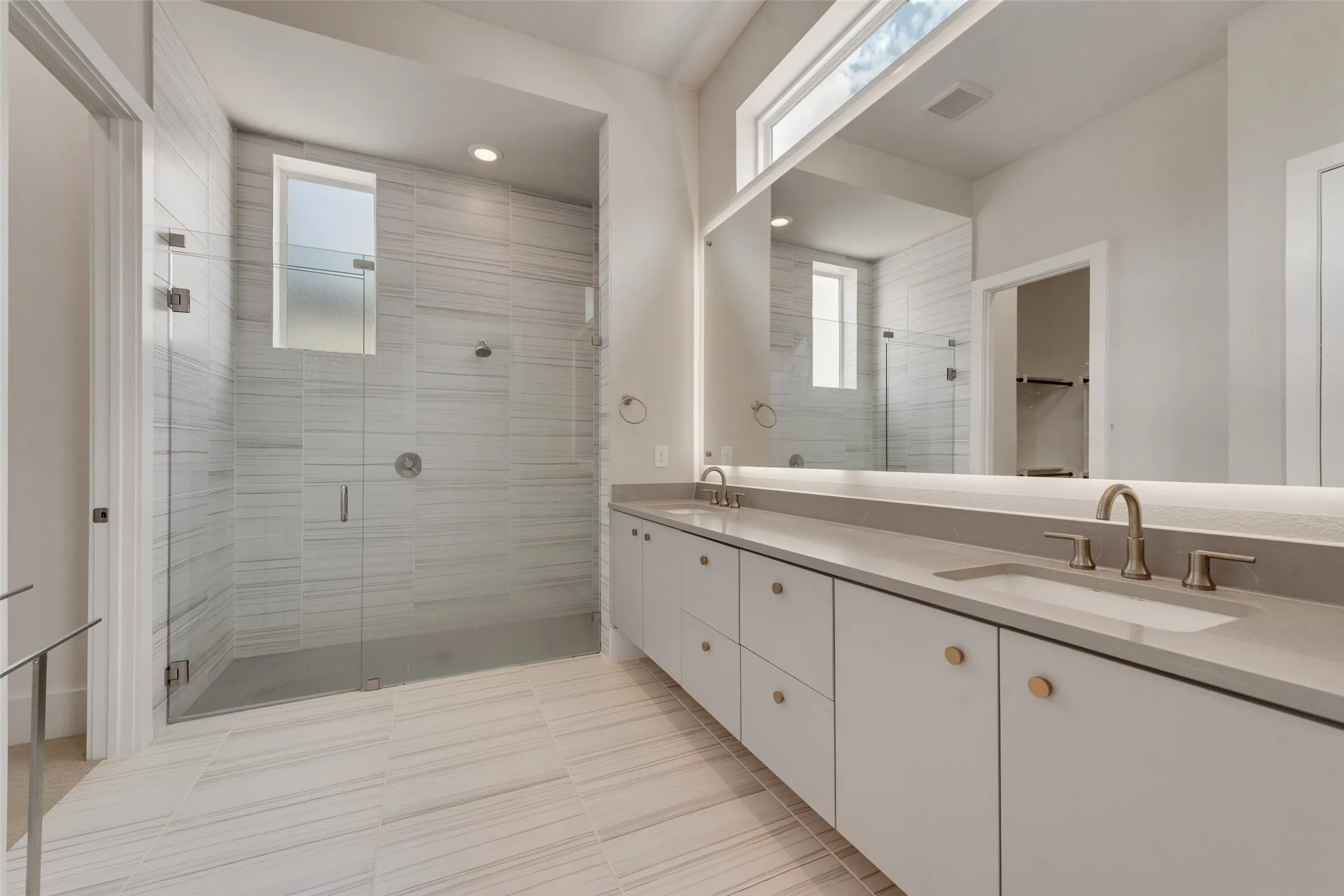 Single Family Residence For Rent in Collin County , 6120 Preserve Drive, Plano, Texas 75024, 3 Bedroom, 3 Bathroom, 2 Garage spaces, 2,133 Sqft, built in 2019, mls#21369132, Real Estate Agent in Plano, Homes For Rent in Collin county, Homes For Rent in Plano, Realtor in Plano Texas, Real Estate Brokerage Independent Realty Texas, Luminita Cordes Realtor