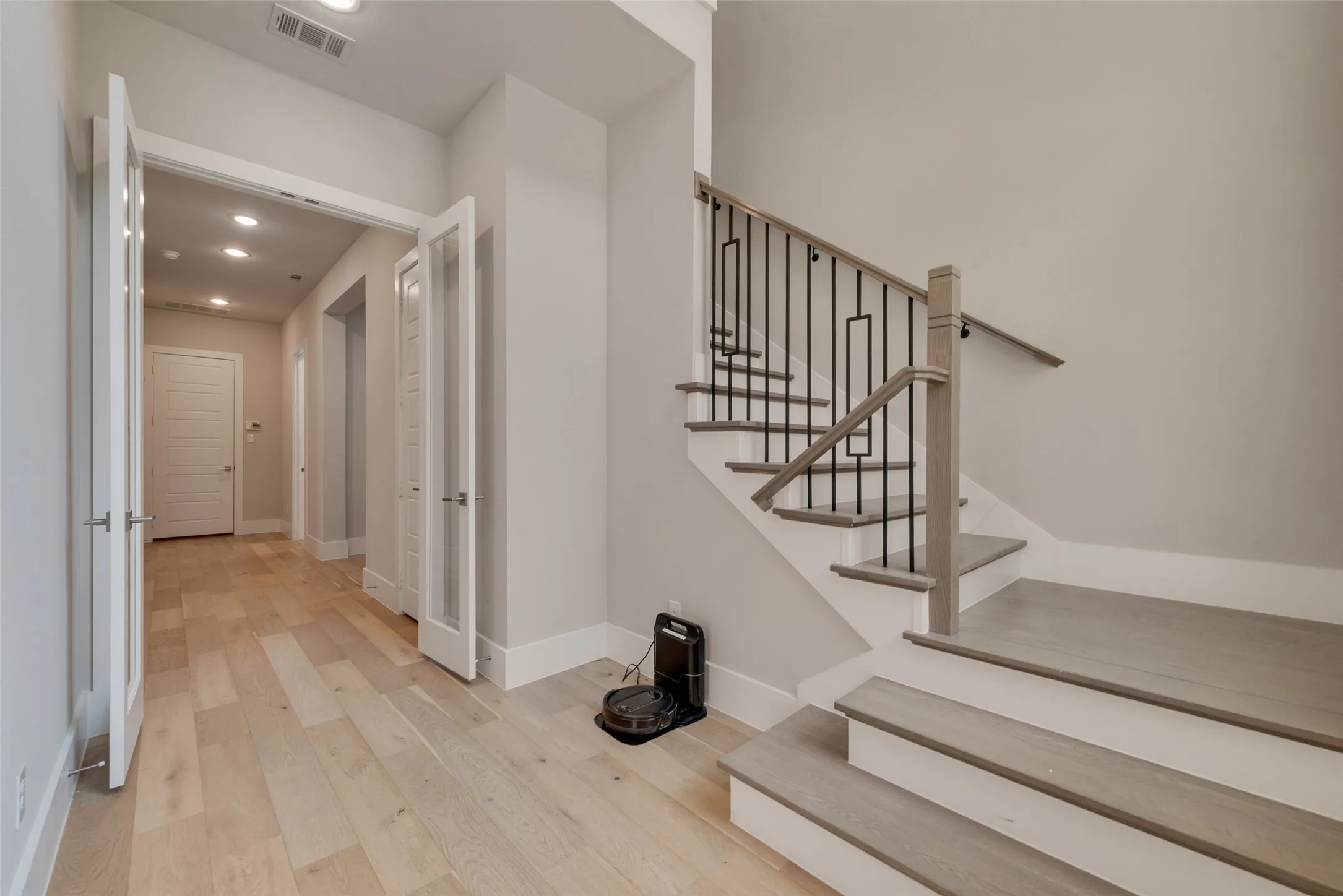Single Family Residence For Rent in Collin County , 6120 Preserve Drive, Plano, Texas 75024, 3 Bedroom, 3 Bathroom, 2 Garage spaces, 2,133 Sqft, built in 2019, mls#21369132, Real Estate Agent in Plano, Homes For Rent in Collin county, Homes For Rent in Plano, Realtor in Plano Texas, Real Estate Brokerage Independent Realty Texas, Luminita Cordes Realtor