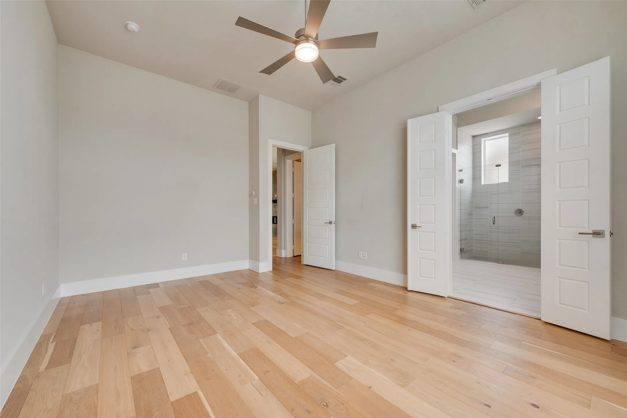 Single Family Residence For Rent in Collin County , 6120 Preserve Drive, Plano, Texas 75024, 3 Bedroom, 3 Bathroom, 2 Garage spaces, 2,133 Sqft, built in 2019, mls#21369132, Real Estate Agent in Plano, Homes For Rent in Collin county, Homes For Rent in Plano, Realtor in Plano Texas, Real Estate Brokerage Independent Realty Texas, Luminita Cordes Realtor