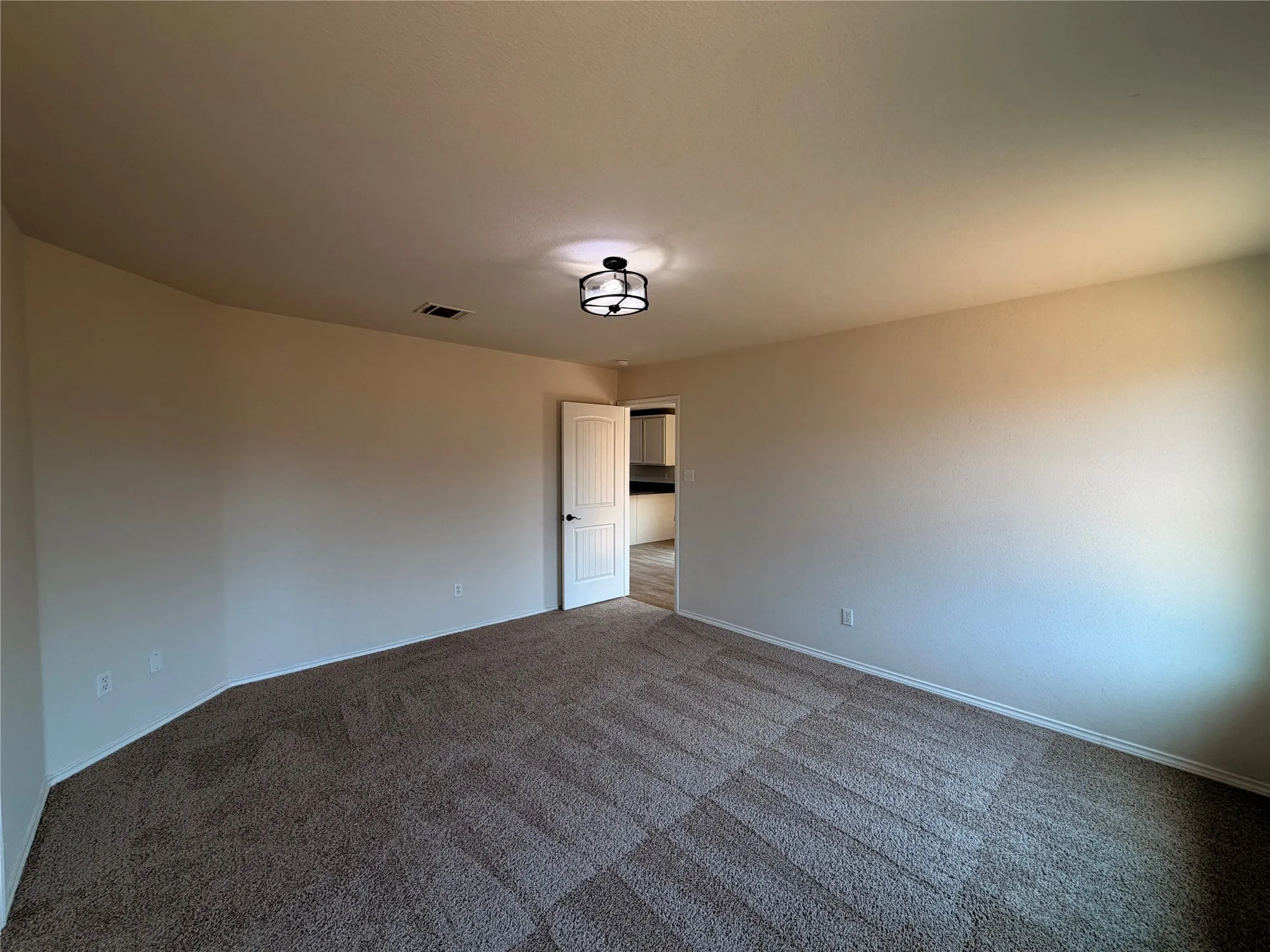 Single Family Residence For Sale in Kaufman County , 2011 Allyson Drive, Heartland, Texas 75126, 3 Bedroom, 2 Bathroom, 2 Garage spaces, 1,527 Sqft, built in 2009, mls#21371449, Real Estate Agent in Heartland, Homes For Sale in Kaufman county, Homes For Sale in Heartland, Realtor in Heartland Texas, Real Estate Brokerage Independent Realty Texas, Luminita Cordes Realtor