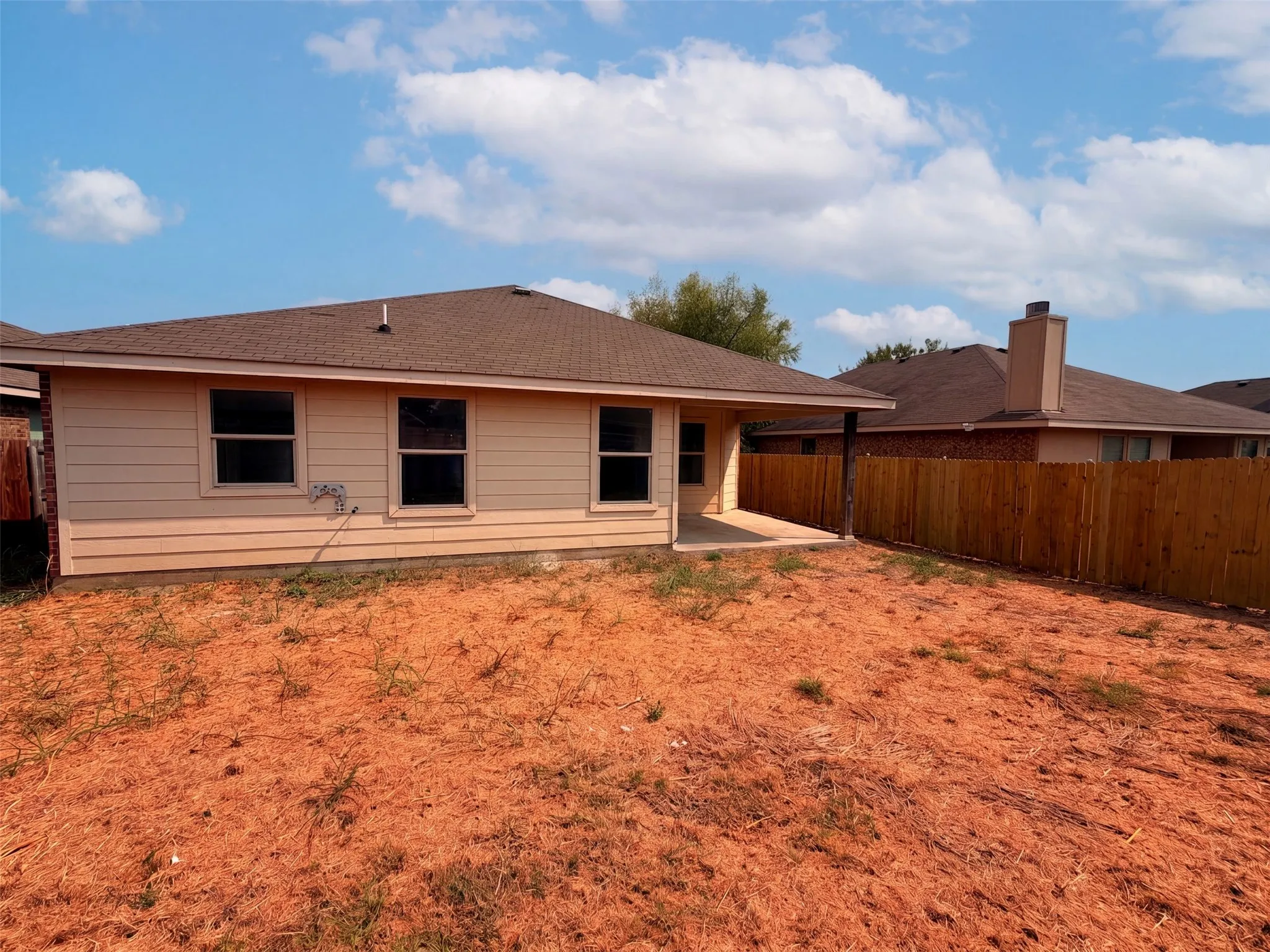 Single Family Residence For Sale in Kaufman County , 2011 Allyson Drive, Heartland, Texas 75126, 3 Bedroom, 2 Bathroom, 2 Garage spaces, 1,527 Sqft, built in 2009, mls#21371449, Real Estate Agent in Heartland, Homes For Sale in Kaufman county, Homes For Sale in Heartland, Realtor in Heartland Texas, Real Estate Brokerage Independent Realty Texas, Luminita Cordes Realtor