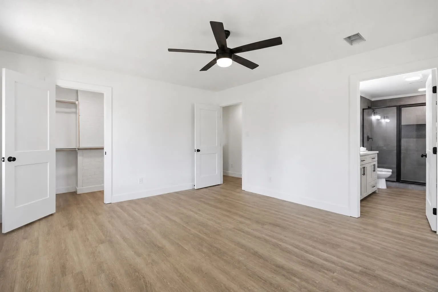 Some cabinetry and hardware were rendered prior to actual completion and may vary to the actual design.