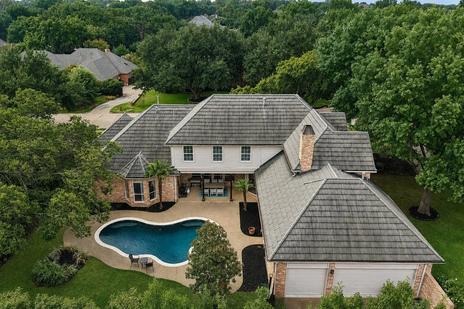 Single Family Residence For Sale in Tarrant County , 2700 Cottonwood Lane, Colleyville, Texas 76034, 4 Bedroom, 4 Bathroom, 3 Garage spaces, 3,778 Sqft, built in 1989, mls#21370166, Real Estate Agent in Colleyville, Homes For Sale in Tarrant county, Homes For Sale in Colleyville, Realtor in Colleyville Texas, Real Estate Brokerage Independent Realty Texas, Luminita Cordes Realtor
