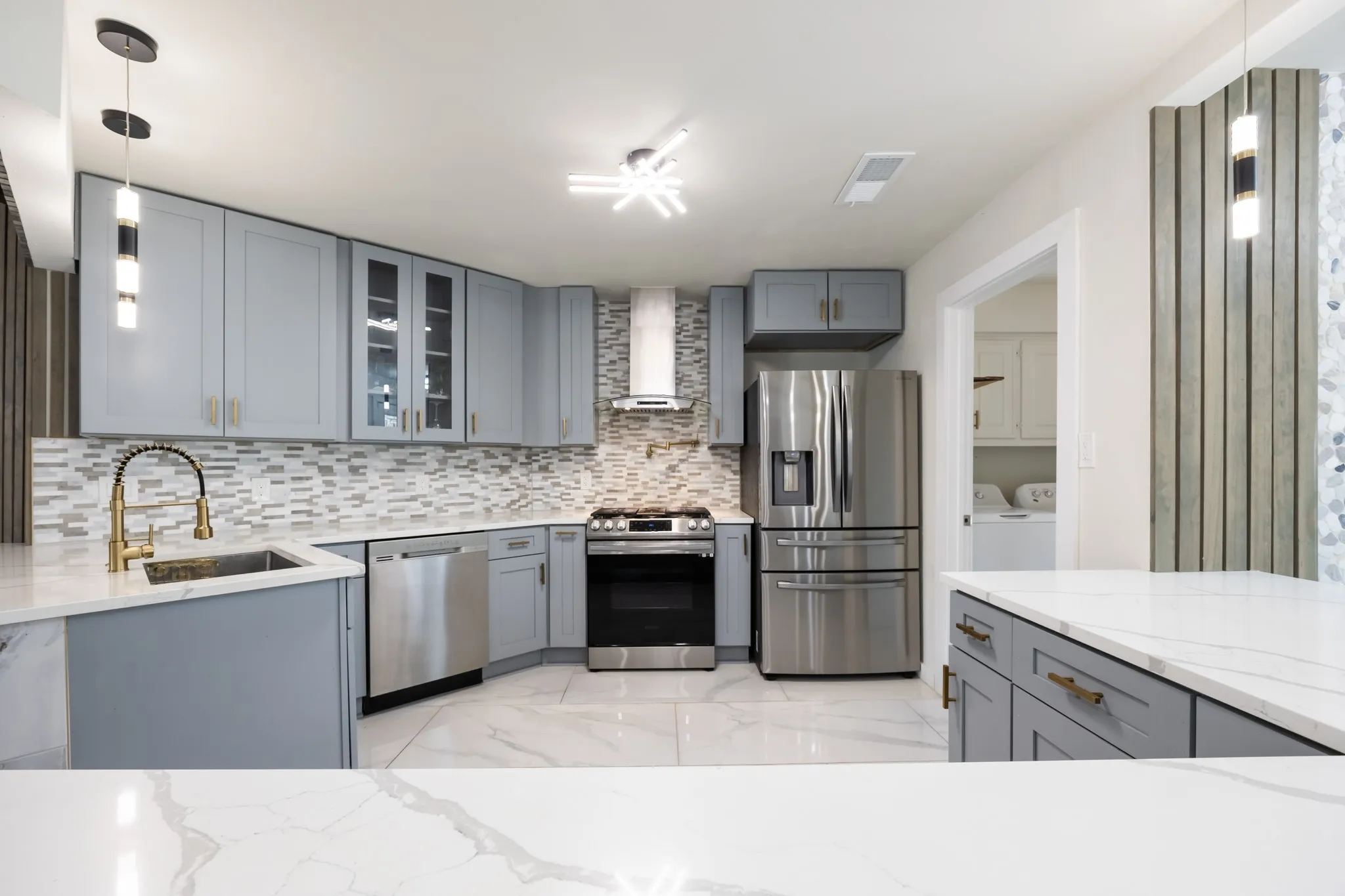 Single Family Residence For Sale in Dallas County , 1702 Baltimore Drive, Richardson, Texas 75081, 4 Bedroom, 3 Bathroom, 2 Garage spaces, 2,178 Sqft, built in 1973, mls#21370679, Real Estate Agent in Richardson, Homes For Sale in Dallas county, Homes For Sale in Richardson, Realtor in Richardson Texas, Real Estate Brokerage Independent Realty Texas, Luminita Cordes Realtor