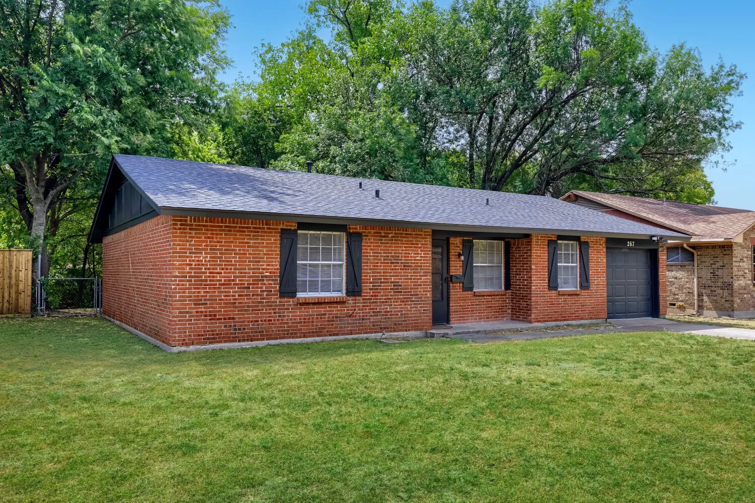 Single Family Residence For Rent in Dallas County , 267 Merribrook Trail, Duncanville, Texas 75116, 3 Bedroom, 2 Bathroom, 1 Garage spaces, 1,173 Sqft, built in 1971, mls#21371459, Real Estate Agent in Duncanville, Homes For Rent in Dallas county, Homes For Rent in Duncanville, Realtor in Duncanville Texas, Real Estate Brokerage Independent Realty Texas, Luminita Cordes Realtor