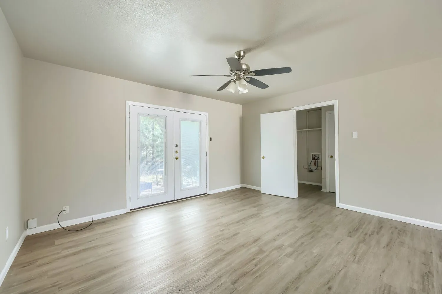 Single Family Residence For Rent in Dallas County , 267 Merribrook Trail, Duncanville, Texas 75116, 3 Bedroom, 2 Bathroom, 1 Garage spaces, 1,173 Sqft, built in 1971, mls#21371459, Real Estate Agent in Duncanville, Homes For Rent in Dallas county, Homes For Rent in Duncanville, Realtor in Duncanville Texas, Real Estate Brokerage Independent Realty Texas, Luminita Cordes Realtor