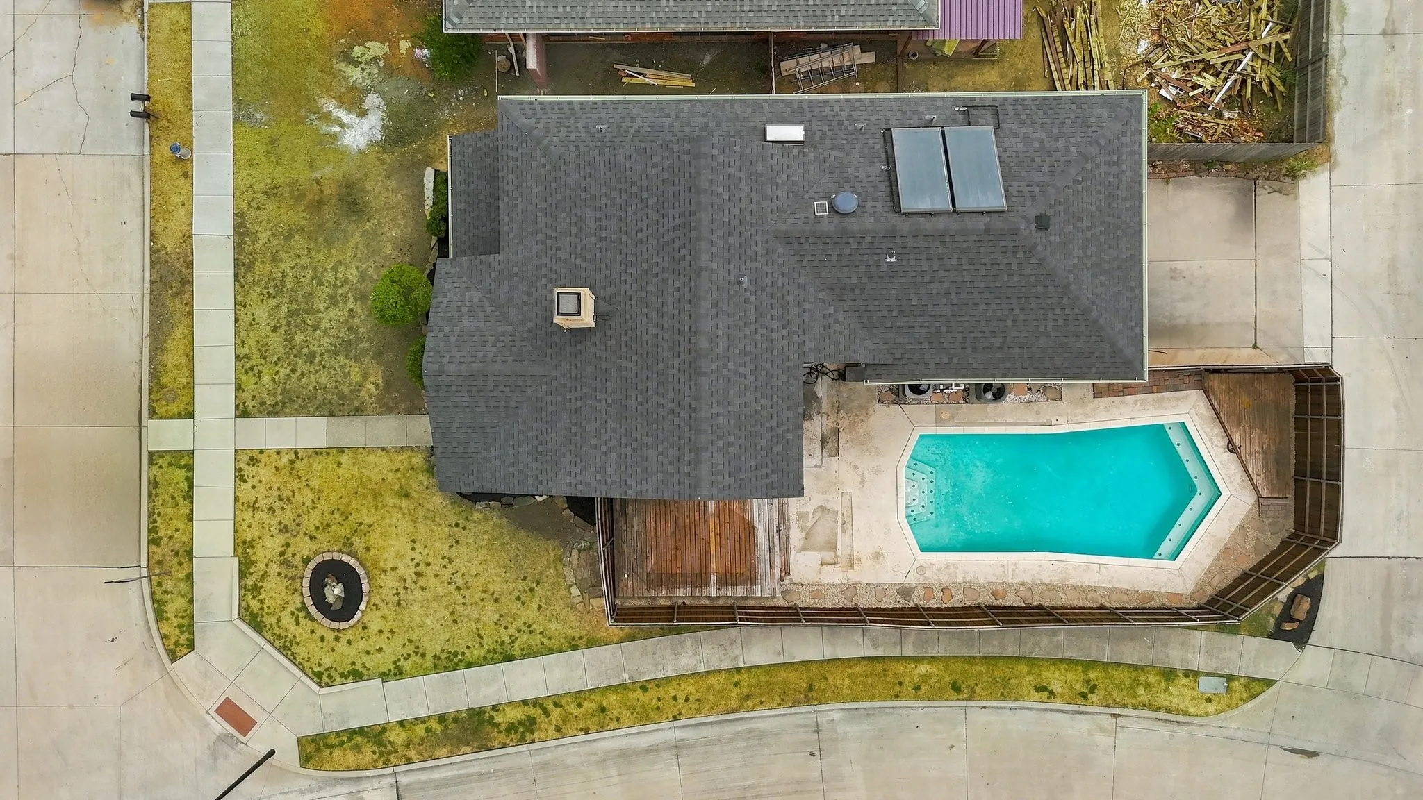 Single Family Residence For Sale in Denton County , 2923 Menlo Park Lane, Carrollton, Texas 75007, 3 Bedroom, 2 Bathroom, 2 Garage spaces, 1,840 Sqft, built in 1986, mls#21367609, Real Estate Agent in Carrollton, Homes For Sale in Denton county, Homes For Sale in Carrollton, Realtor in Carrollton Texas, Real Estate Brokerage Independent Realty Texas, Luminita Cordes Realtor
