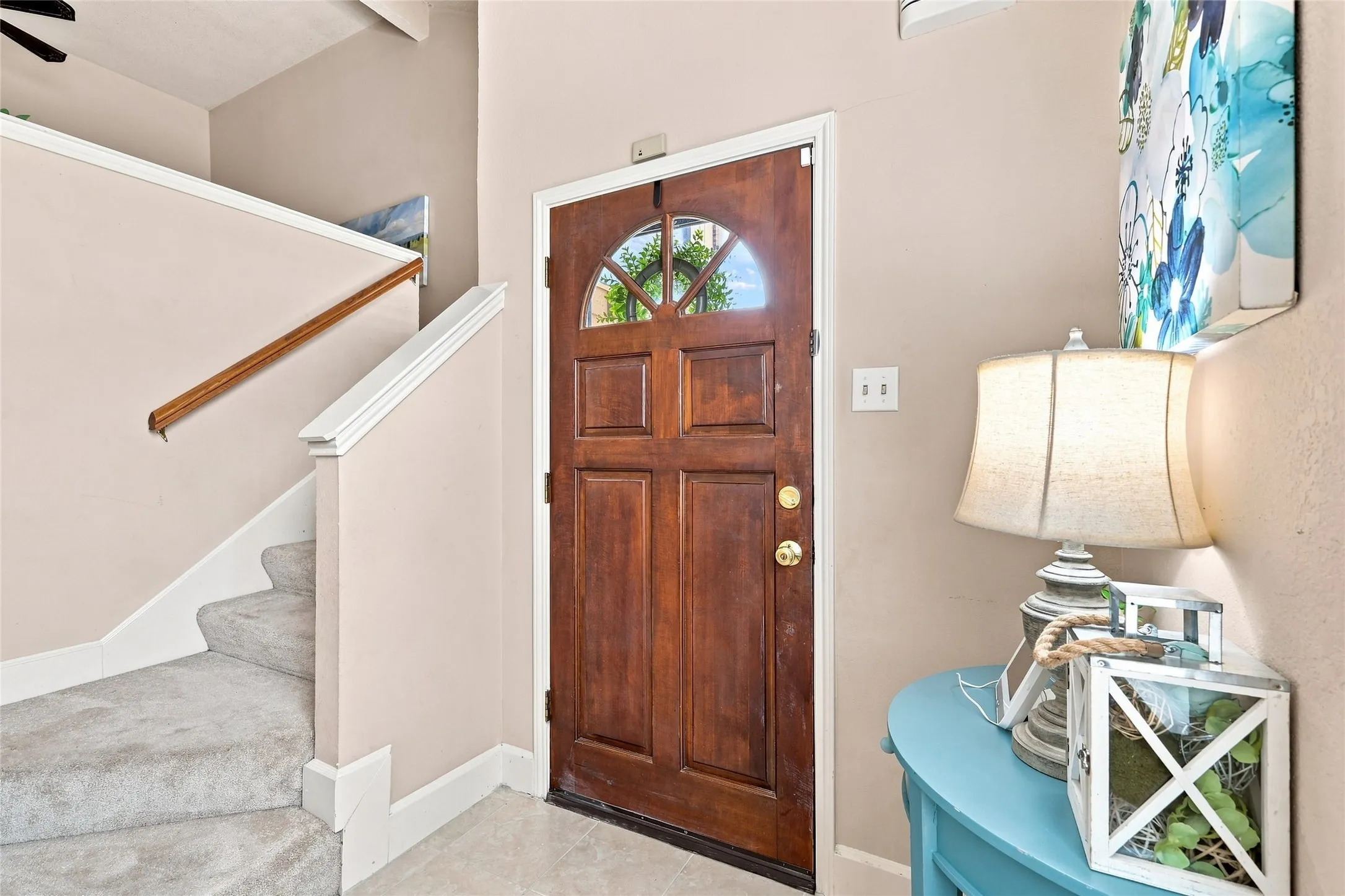 Single Family Residence For Sale in Denton County , 2923 Menlo Park Lane, Carrollton, Texas 75007, 3 Bedroom, 2 Bathroom, 2 Garage spaces, 1,840 Sqft, built in 1986, mls#21367609, Real Estate Agent in Carrollton, Homes For Sale in Denton county, Homes For Sale in Carrollton, Realtor in Carrollton Texas, Real Estate Brokerage Independent Realty Texas, Luminita Cordes Realtor