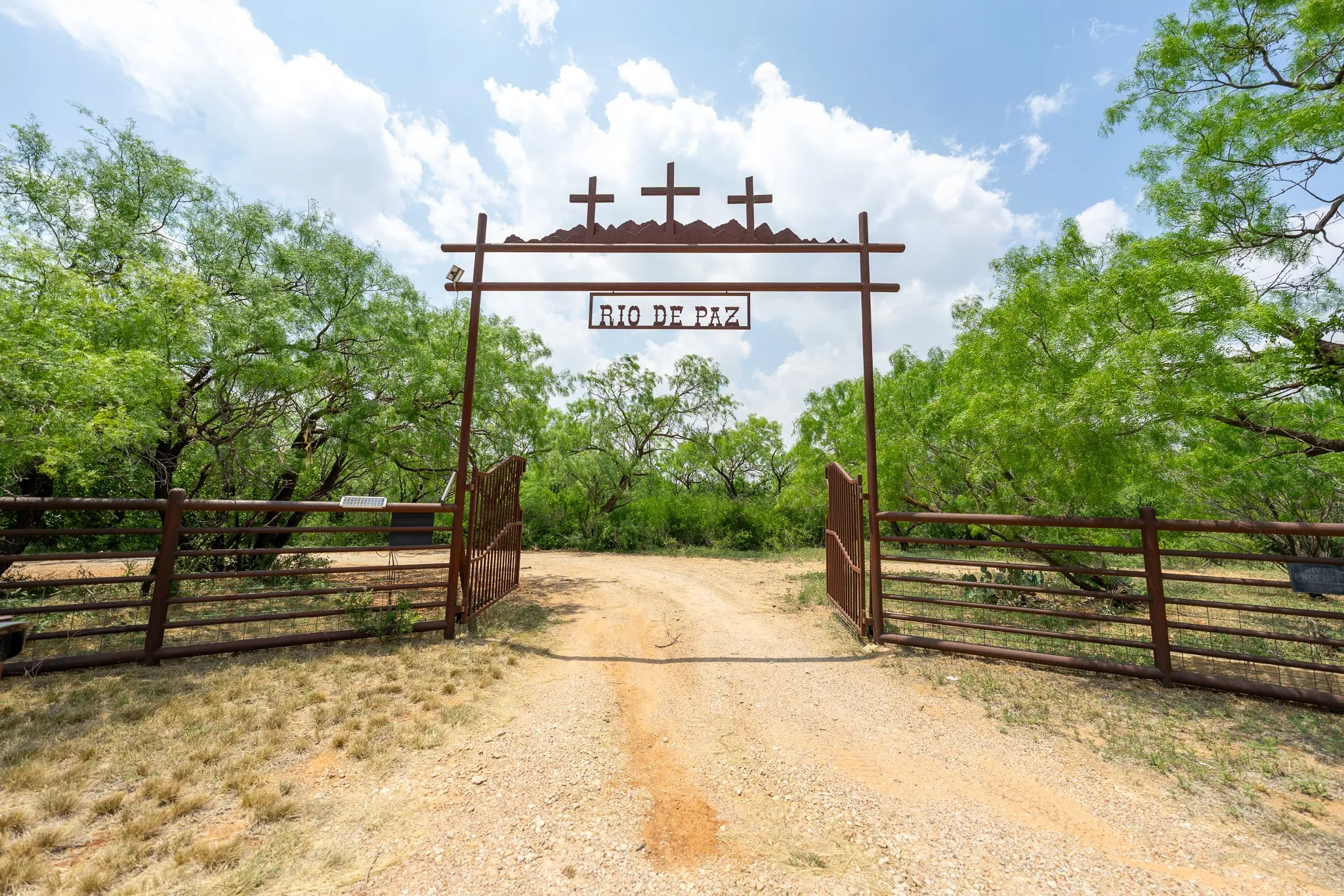 Farm For Sale in Jones County , 2990 County Rd 205, Lueders, Texas 79533, 4 Bedroom, 3 Bathroom, Garage spaces, 3,017 Sqft, built in 2006, mls#21371476, Real Estate Agent in Lueders, Homes For Sale in Jones county, Homes For Sale in Lueders, Realtor in Lueders Texas, Real Estate Brokerage Independent Realty Texas, Luminita Cordes Realtor