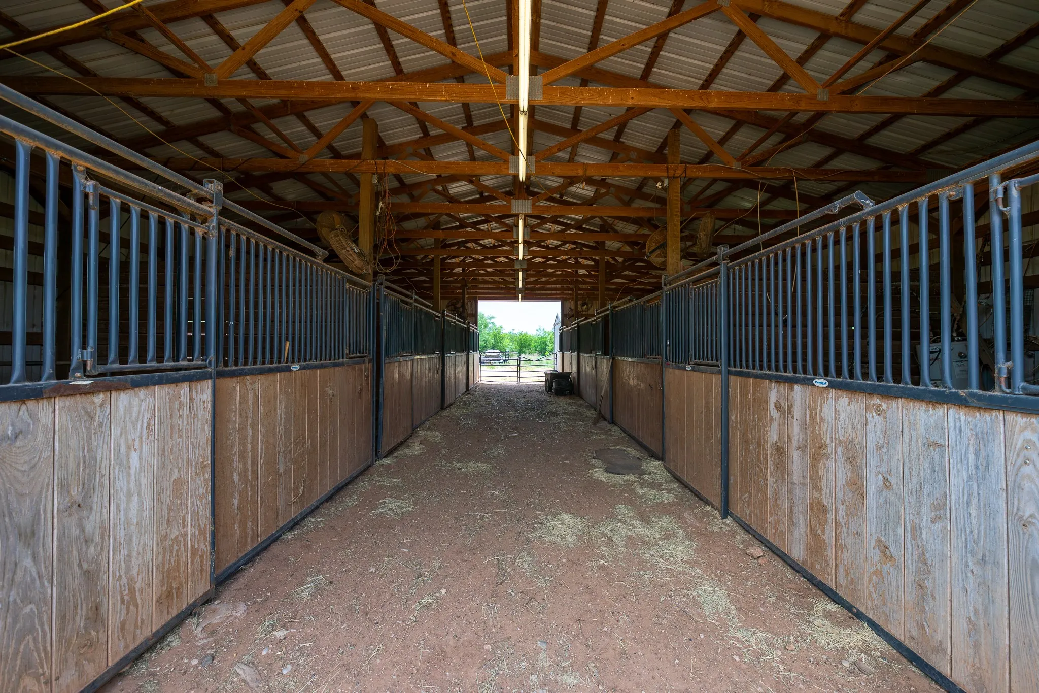 Farm For Sale in Jones County , 2990 County Rd 205, Lueders, Texas 79533, 4 Bedroom, 3 Bathroom, Garage spaces, 3,017 Sqft, built in 2006, mls#21371476, Real Estate Agent in Lueders, Homes For Sale in Jones county, Homes For Sale in Lueders, Realtor in Lueders Texas, Real Estate Brokerage Independent Realty Texas, Luminita Cordes Realtor