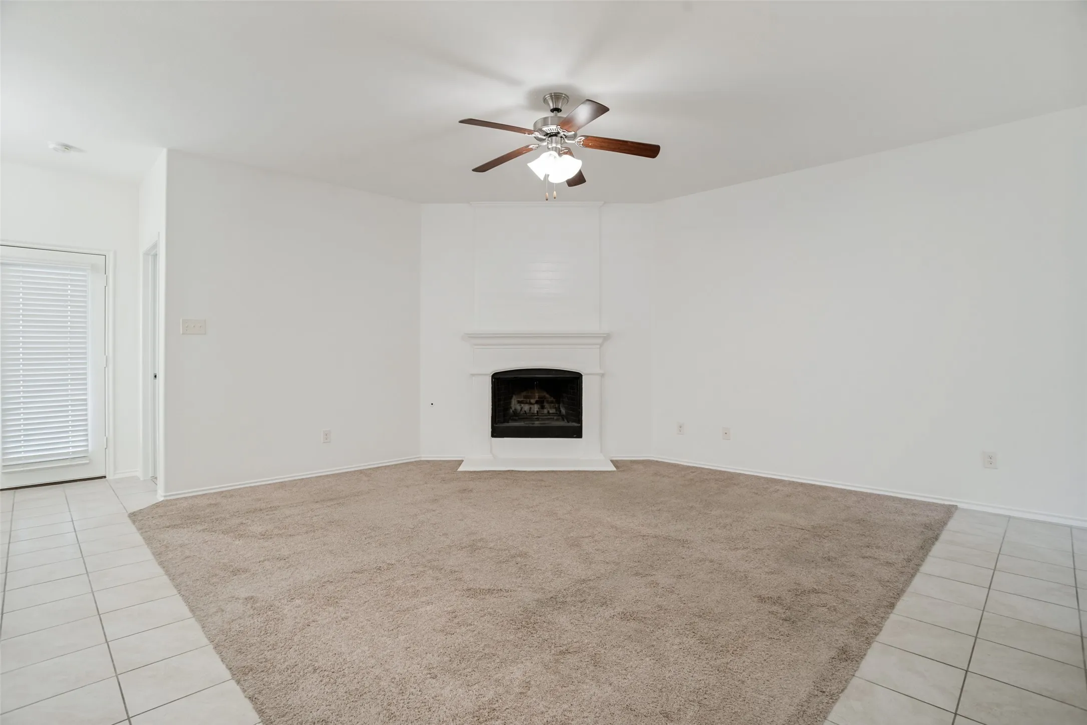 Single Family Residence For Sale in Collin County , 1314 Coleman Drive, Melissa, Texas 75454, 3 Bedroom, 2 Bathroom, 2 Garage spaces, 1,532 Sqft, built in 2015, mls#21371477, Real Estate Agent in Melissa, Homes For Sale in Collin county, Homes For Sale in Melissa, Realtor in Melissa Texas, Real Estate Brokerage Independent Realty Texas, Luminita Cordes Realtor