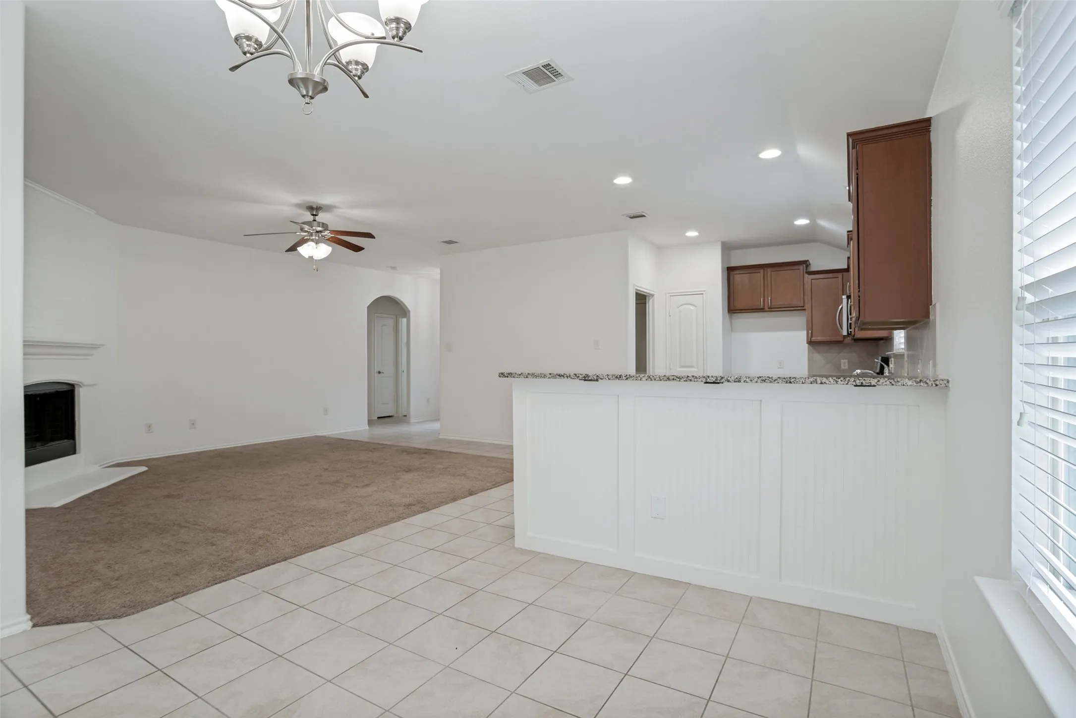 Single Family Residence For Sale in Collin County , 1314 Coleman Drive, Melissa, Texas 75454, 3 Bedroom, 2 Bathroom, 2 Garage spaces, 1,532 Sqft, built in 2015, mls#21371477, Real Estate Agent in Melissa, Homes For Sale in Collin county, Homes For Sale in Melissa, Realtor in Melissa Texas, Real Estate Brokerage Independent Realty Texas, Luminita Cordes Realtor