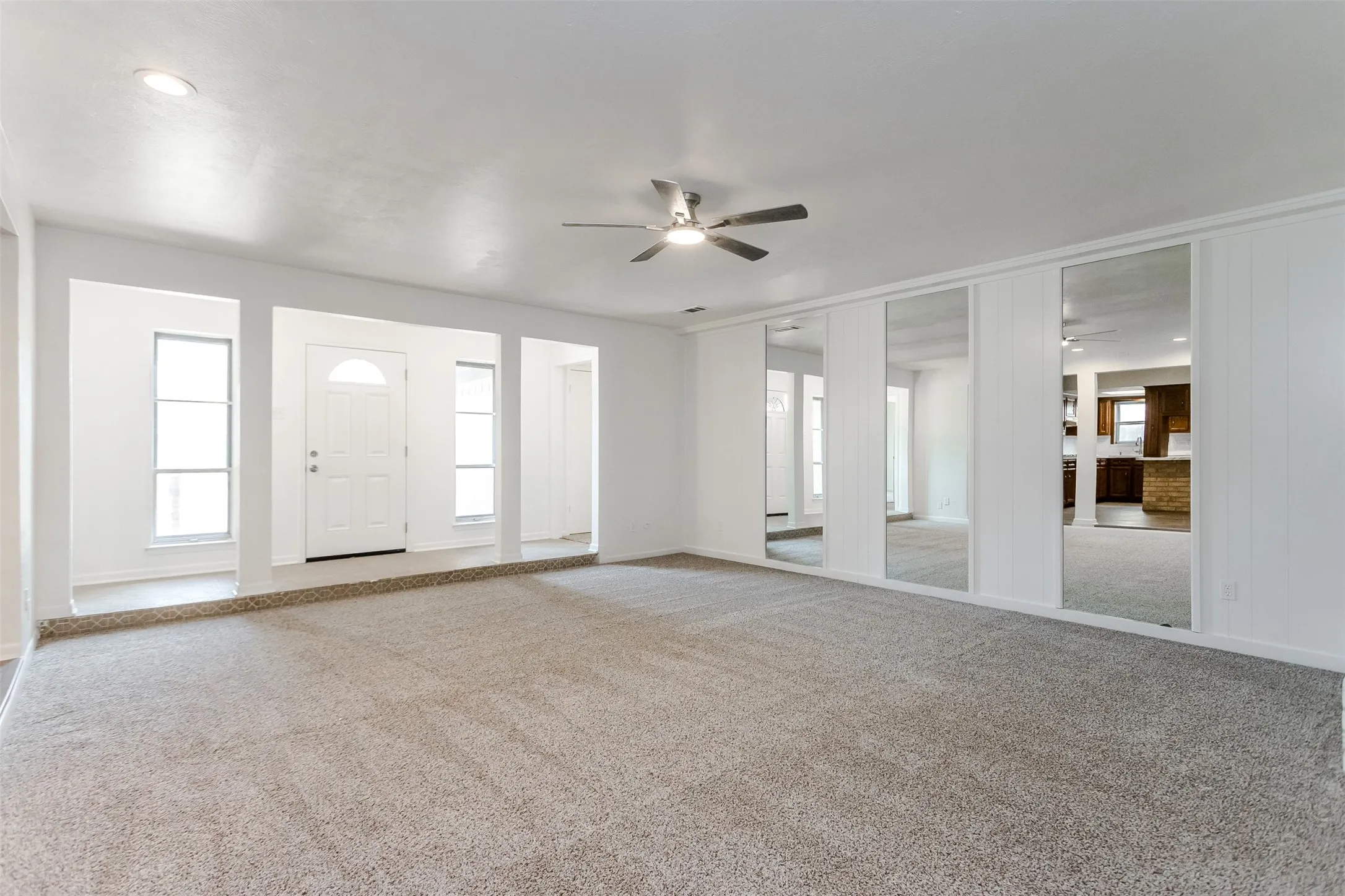 Single Family Residence For Sale in Dallas County , 4210 Burning Tree Lane, Garland, Texas 75042, 4 Bedroom, 3 Bathroom, 2 Garage spaces, 2,329 Sqft, built in 1966, mls#21371414, Real Estate Agent in Garland, Homes For Sale in Dallas county, Homes For Sale in Garland, Realtor in Garland Texas, Real Estate Brokerage Independent Realty Texas, Luminita Cordes Realtor