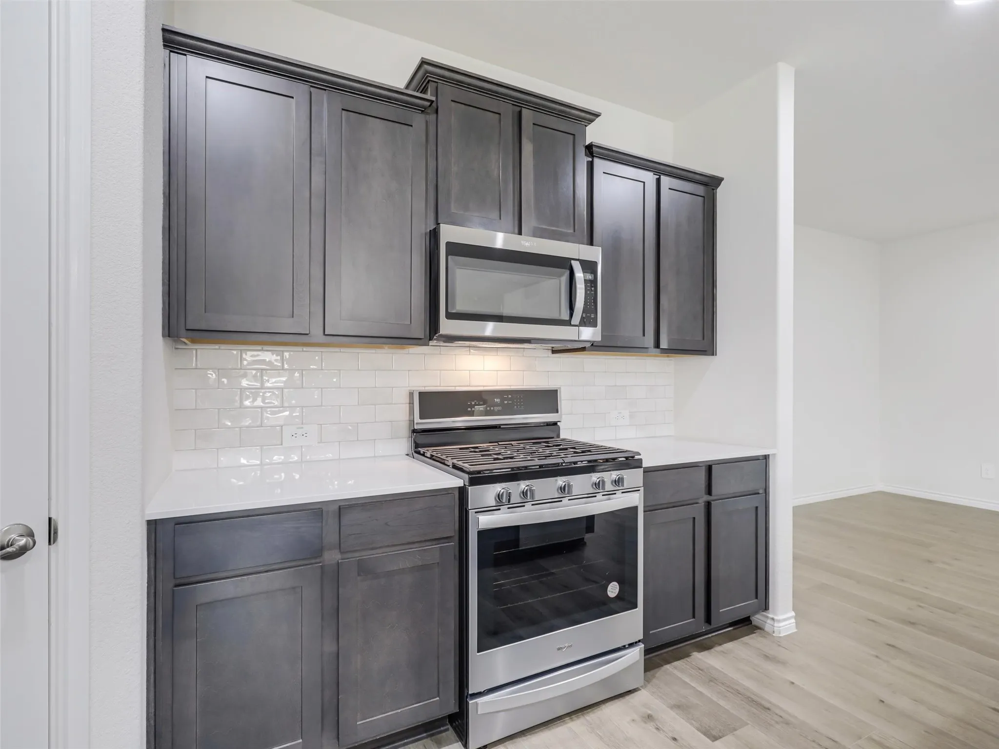 Single Family Residence For Rent in Denton County , 9812 Autumn Leaves Lane, Aubrey, Texas 76227, 4 Bedroom, 3 Bathroom, 2 Garage spaces, 2,080 Sqft, built in 2024, mls#21371388, Real Estate Agent in Aubrey, Homes For Rent in Denton county, Homes For Rent in Aubrey, Realtor in Aubrey Texas, Real Estate Brokerage Independent Realty Texas, Luminita Cordes Realtor