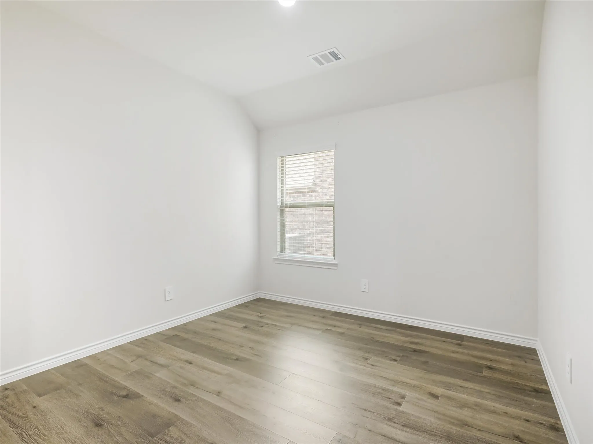 Single Family Residence For Rent in Denton County , 9812 Autumn Leaves Lane, Aubrey, Texas 76227, 4 Bedroom, 3 Bathroom, 2 Garage spaces, 2,080 Sqft, built in 2024, mls#21371388, Real Estate Agent in Aubrey, Homes For Rent in Denton county, Homes For Rent in Aubrey, Realtor in Aubrey Texas, Real Estate Brokerage Independent Realty Texas, Luminita Cordes Realtor