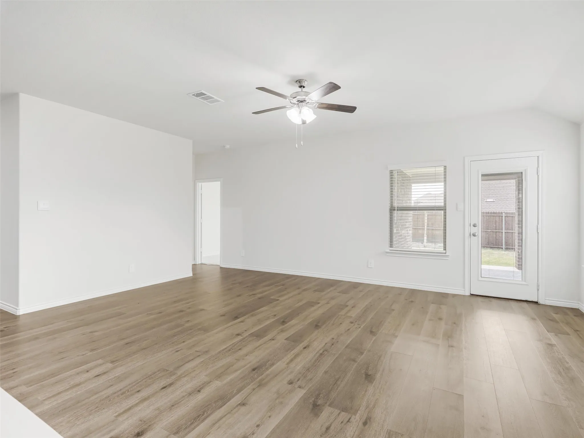 Single Family Residence For Rent in Denton County , 9812 Autumn Leaves Lane, Aubrey, Texas 76227, 4 Bedroom, 3 Bathroom, 2 Garage spaces, 2,080 Sqft, built in 2024, mls#21371388, Real Estate Agent in Aubrey, Homes For Rent in Denton county, Homes For Rent in Aubrey, Realtor in Aubrey Texas, Real Estate Brokerage Independent Realty Texas, Luminita Cordes Realtor