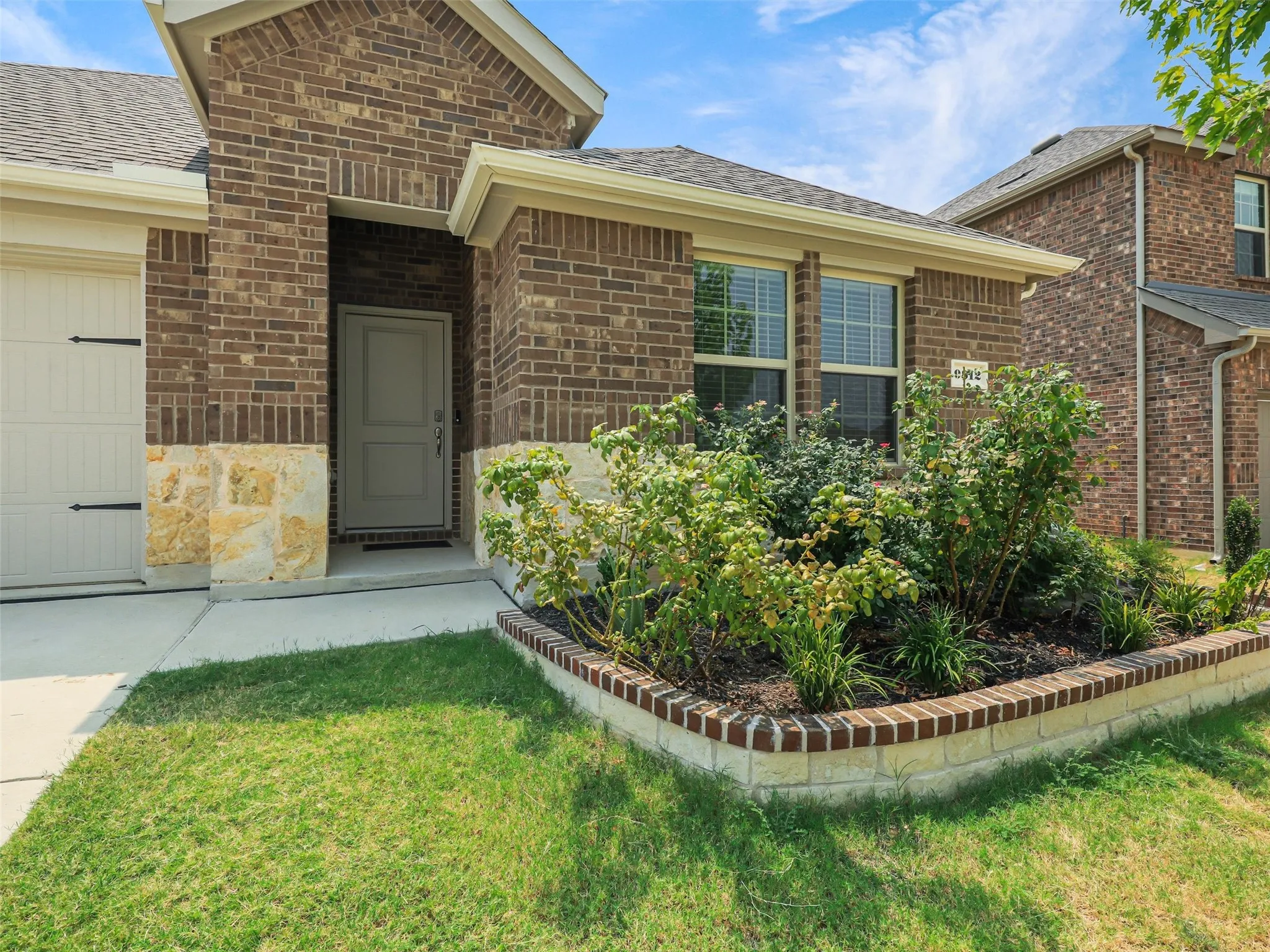 Single Family Residence For Rent in Denton County , 9812 Autumn Leaves Lane, Aubrey, Texas 76227, 4 Bedroom, 3 Bathroom, 2 Garage spaces, 2,080 Sqft, built in 2024, mls#21371388, Real Estate Agent in Aubrey, Homes For Rent in Denton county, Homes For Rent in Aubrey, Realtor in Aubrey Texas, Real Estate Brokerage Independent Realty Texas, Luminita Cordes Realtor
