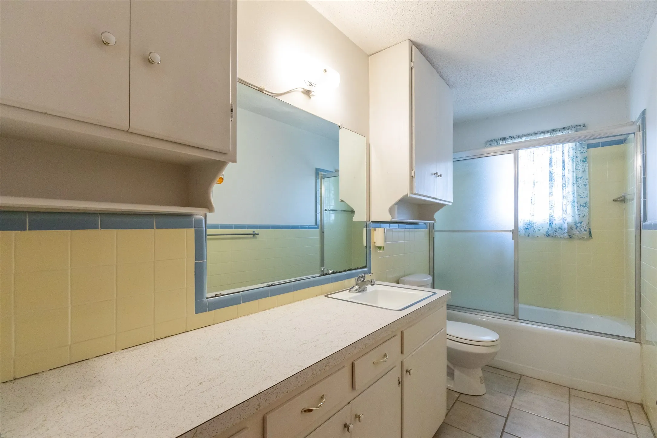 Single Family Residence For Rent in Taylor County , 109 Clark Road, Abilene, Texas 79602, 3 Bedroom, 2 Bathroom, 1 Garage spaces, 1,700 Sqft, built in 1959, mls#21371441, Real Estate Agent in Abilene, Homes For Rent in Taylor county, Homes For Rent in Abilene, Realtor in Abilene Texas, Real Estate Brokerage Independent Realty Texas, Luminita Cordes Realtor