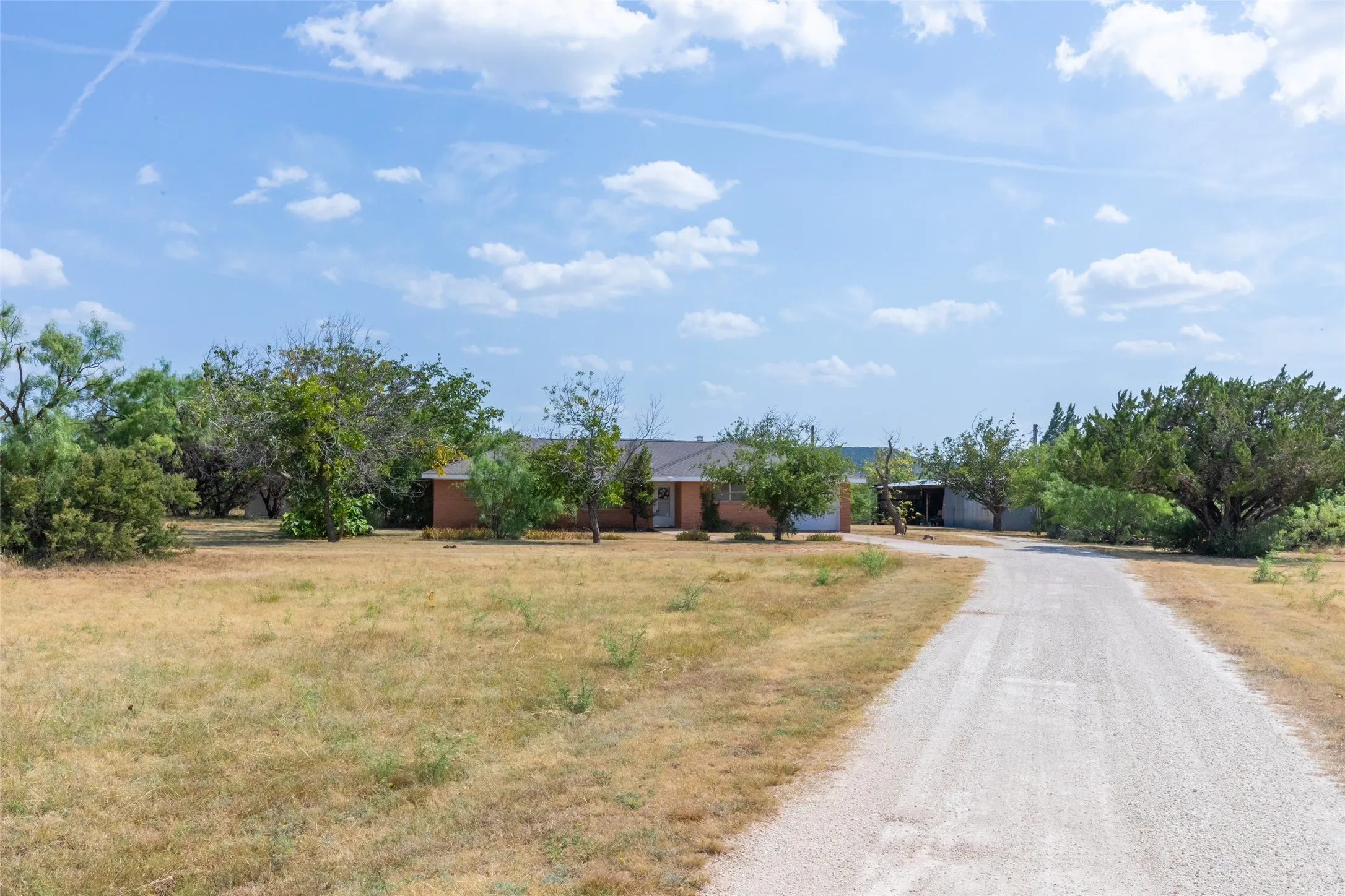 Single Family Residence For Rent in Taylor County , 109 Clark Road, Abilene, Texas 79602, 3 Bedroom, 2 Bathroom, 1 Garage spaces, 1,700 Sqft, built in 1959, mls#21371441, Real Estate Agent in Abilene, Homes For Rent in Taylor county, Homes For Rent in Abilene, Realtor in Abilene Texas, Real Estate Brokerage Independent Realty Texas, Luminita Cordes Realtor