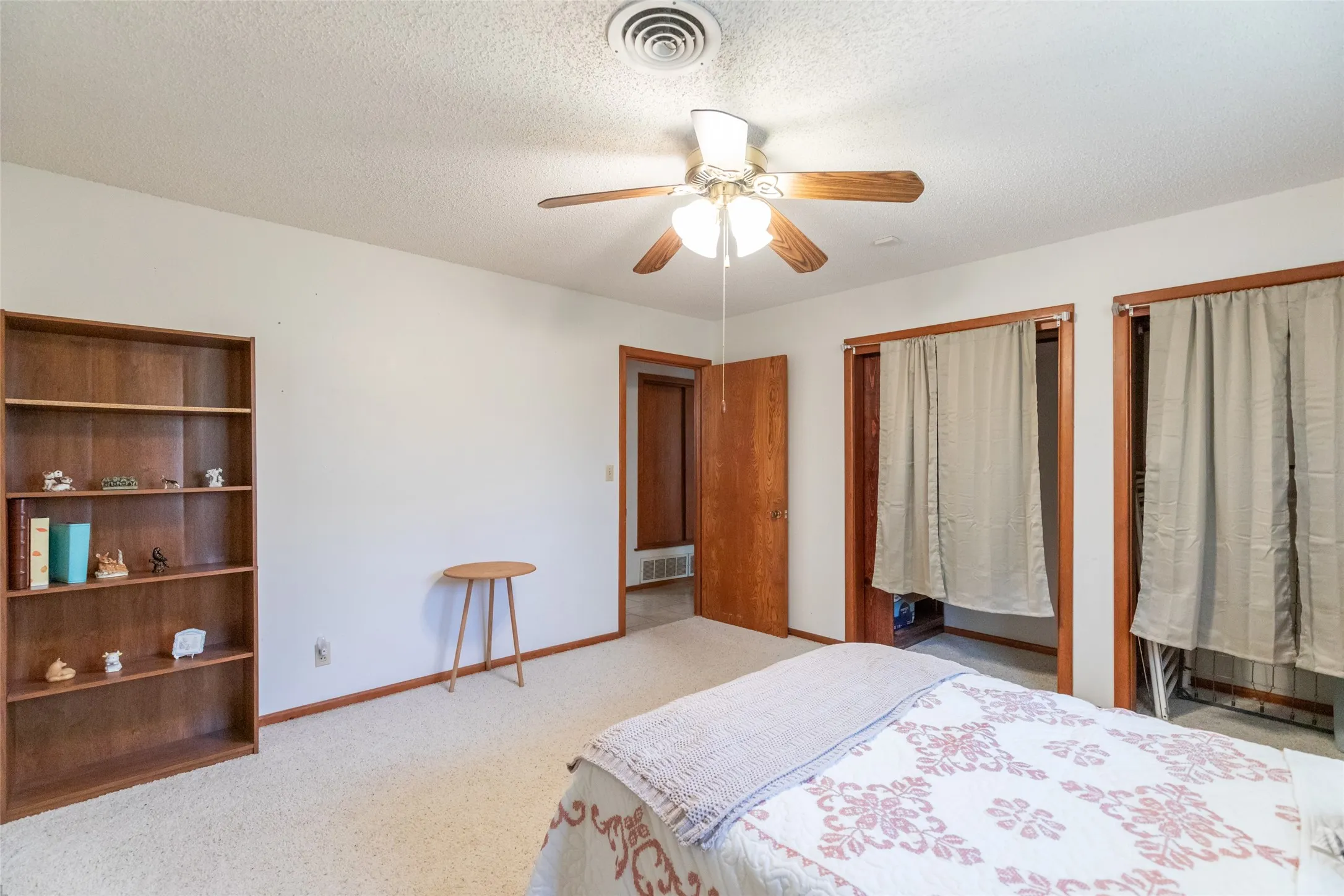 Single Family Residence For Rent in Taylor County , 109 Clark Road, Abilene, Texas 79602, 3 Bedroom, 2 Bathroom, 1 Garage spaces, 1,700 Sqft, built in 1959, mls#21371441, Real Estate Agent in Abilene, Homes For Rent in Taylor county, Homes For Rent in Abilene, Realtor in Abilene Texas, Real Estate Brokerage Independent Realty Texas, Luminita Cordes Realtor