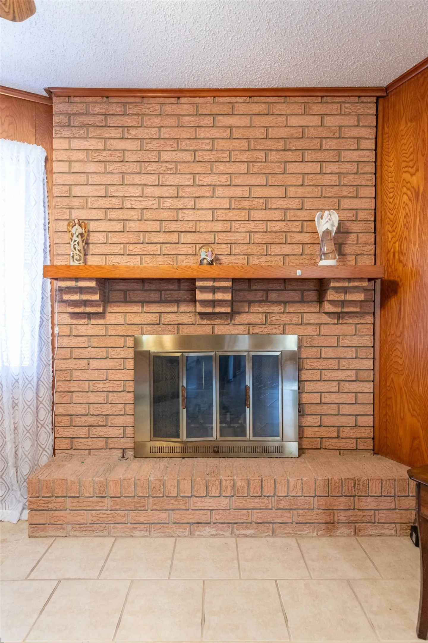 Single Family Residence For Rent in Taylor County , 109 Clark Road, Abilene, Texas 79602, 3 Bedroom, 2 Bathroom, 1 Garage spaces, 1,700 Sqft, built in 1959, mls#21371441, Real Estate Agent in Abilene, Homes For Rent in Taylor county, Homes For Rent in Abilene, Realtor in Abilene Texas, Real Estate Brokerage Independent Realty Texas, Luminita Cordes Realtor