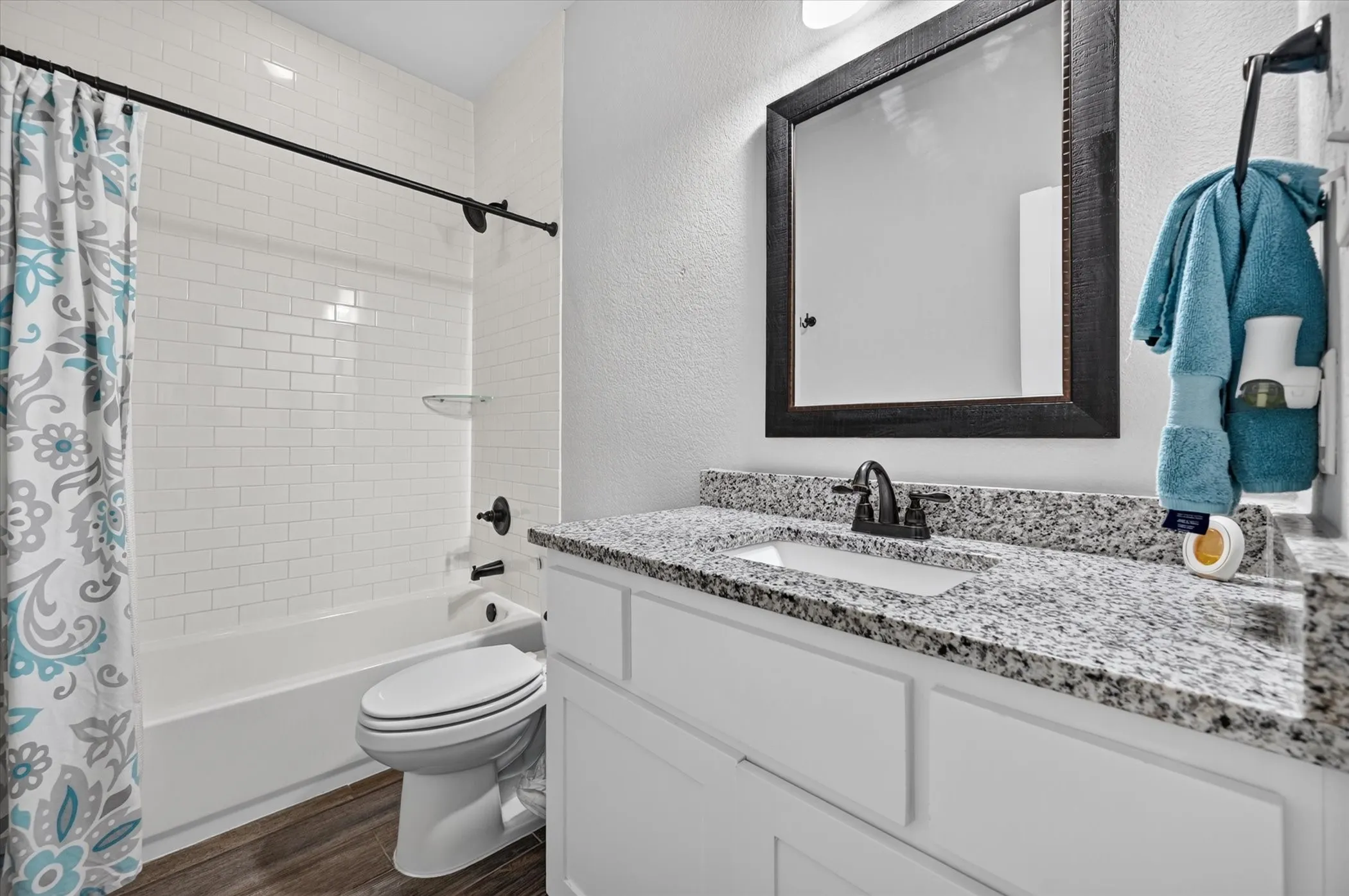 Single Family Residence For Sale in Tarrant County , 705 Phillips Court, Mansfield, Texas 76063, 3 Bedroom, 2 Bathroom, 2 Garage spaces, 1,827 Sqft, built in 2018, mls#21371427, Real Estate Agent in Mansfield, Homes For Sale in Tarrant county, Homes For Sale in Mansfield, Realtor in Mansfield Texas, Real Estate Brokerage Independent Realty Texas, Luminita Cordes Realtor