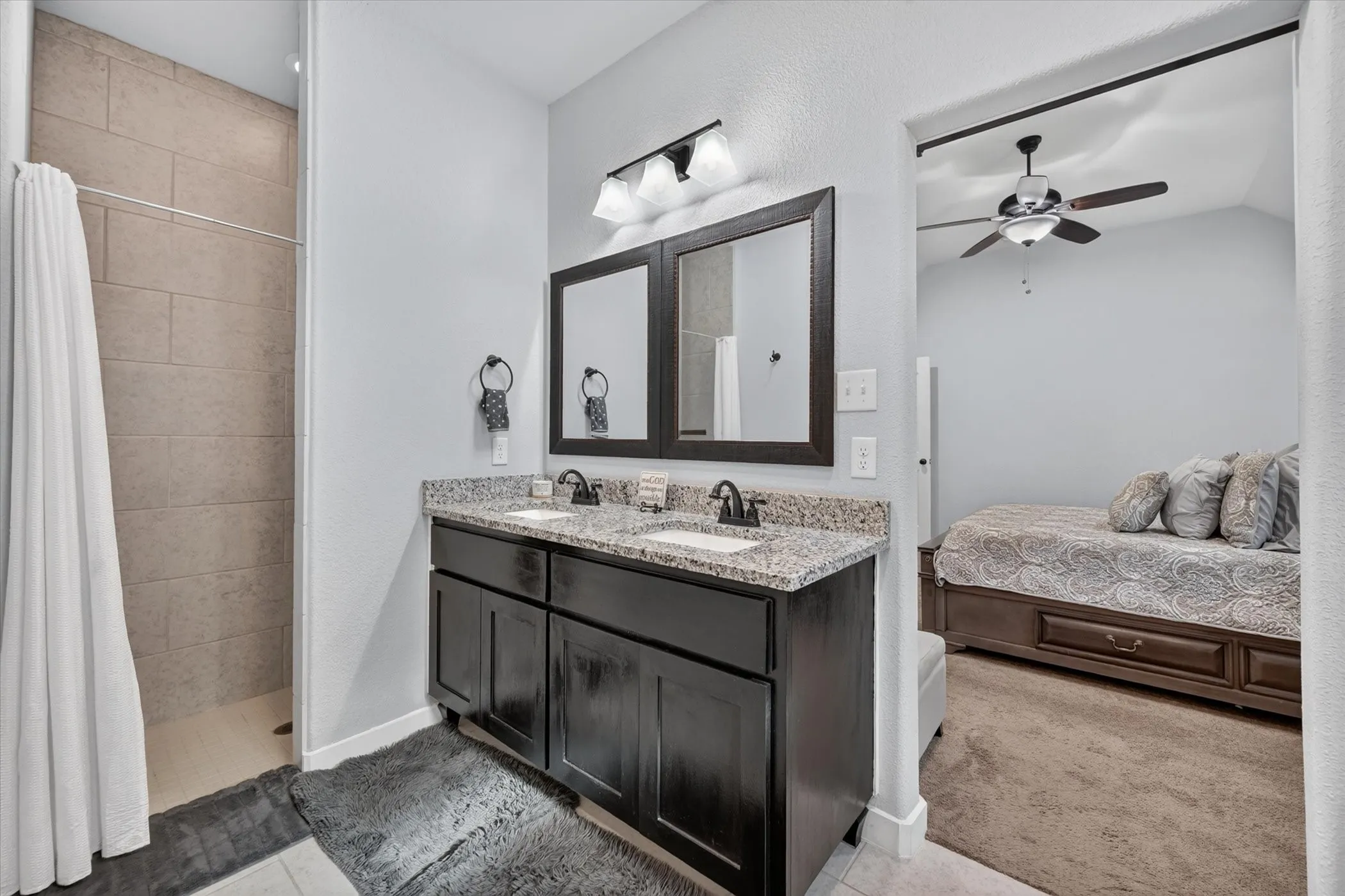 Single Family Residence For Sale in Tarrant County , 705 Phillips Court, Mansfield, Texas 76063, 3 Bedroom, 2 Bathroom, 2 Garage spaces, 1,827 Sqft, built in 2018, mls#21371427, Real Estate Agent in Mansfield, Homes For Sale in Tarrant county, Homes For Sale in Mansfield, Realtor in Mansfield Texas, Real Estate Brokerage Independent Realty Texas, Luminita Cordes Realtor