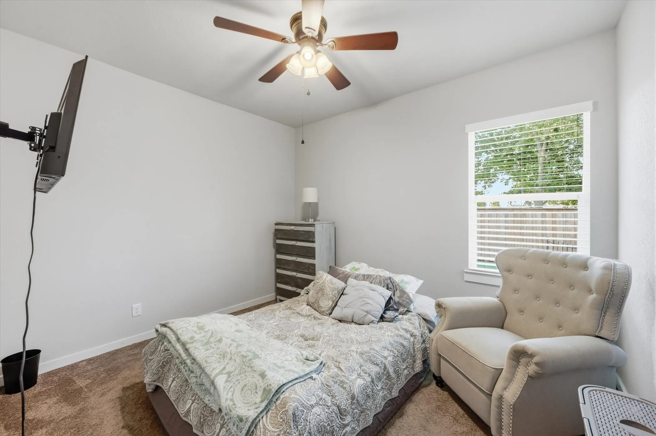 Single Family Residence For Sale in Tarrant County , 705 Phillips Court, Mansfield, Texas 76063, 3 Bedroom, 2 Bathroom, 2 Garage spaces, 1,827 Sqft, built in 2018, mls#21371427, Real Estate Agent in Mansfield, Homes For Sale in Tarrant county, Homes For Sale in Mansfield, Realtor in Mansfield Texas, Real Estate Brokerage Independent Realty Texas, Luminita Cordes Realtor