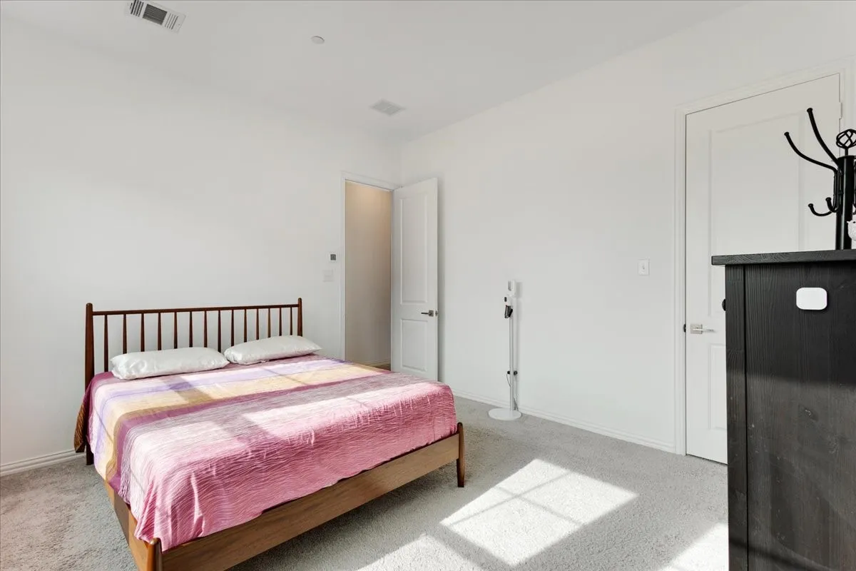 Townhouse For Sale in Collin County , 2223 Adena Springs Drive, Allen, Texas 75013, 3 Bedroom, 4 Bathroom, 2 Garage spaces, 2,156 Sqft, built in 2022, mls#21371465, Real Estate Agent in Allen, Homes For Sale in Collin county, Homes For Sale in Allen, Realtor in Allen Texas, Real Estate Brokerage Independent Realty Texas, Luminita Cordes Realtor