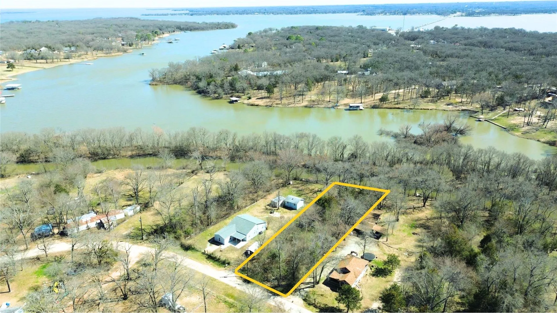 Unimproved Land For Sale in Hunt County , TBD Silvey Drive, Hawk Cove, Texas 75474, 0, 0, Garage spaces, 0 Sqft, built in 0, mls#21370652, Real Estate Agent in Hawk Cove, Homes For Sale in Hunt county, Homes For Sale in Hawk Cove, Realtor in Hawk Cove Texas, Real Estate Brokerage Independent Realty Texas, Luminita Cordes Realtor